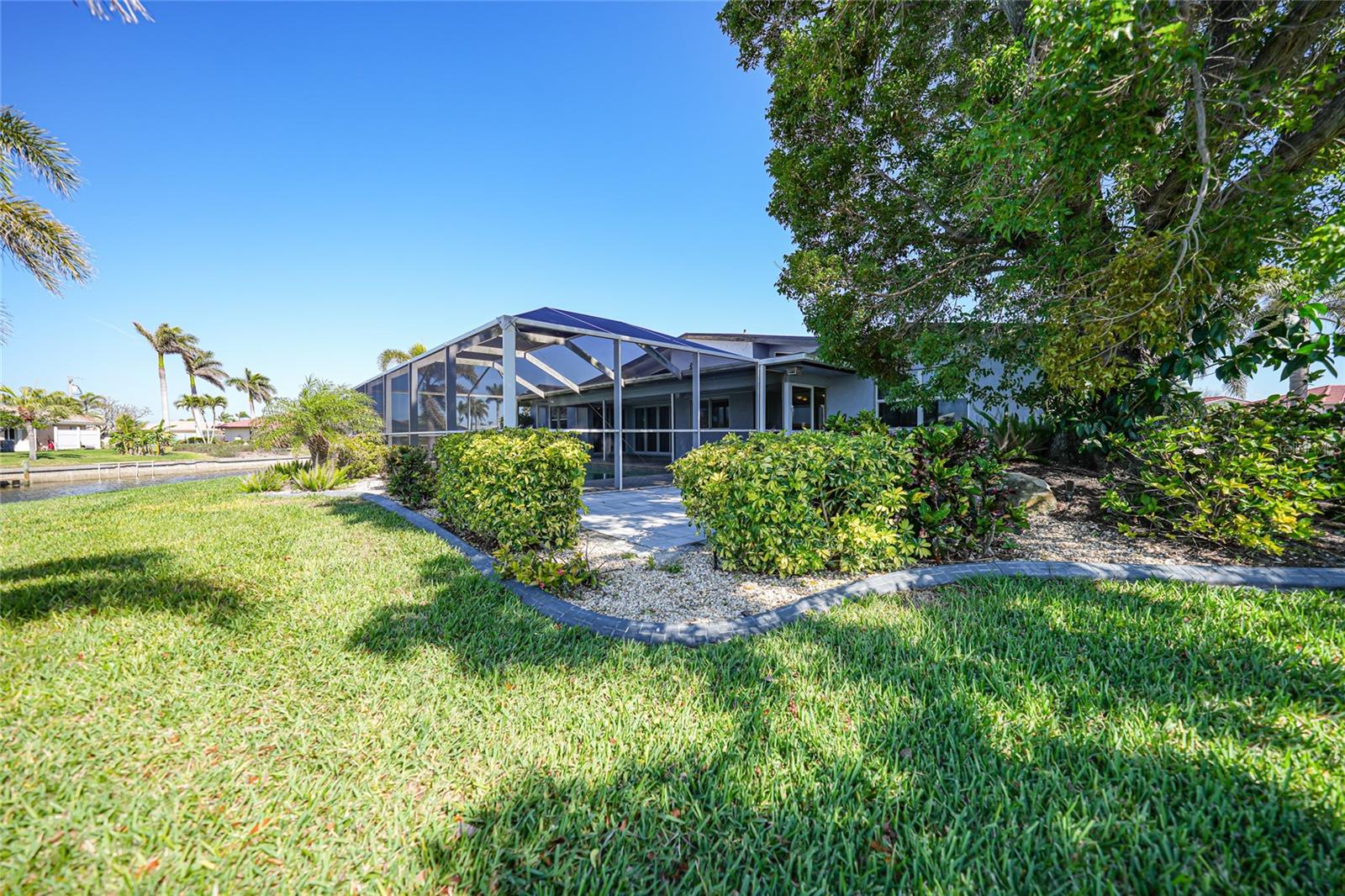 Image 40 of 51 For 955 Don Juan Court
