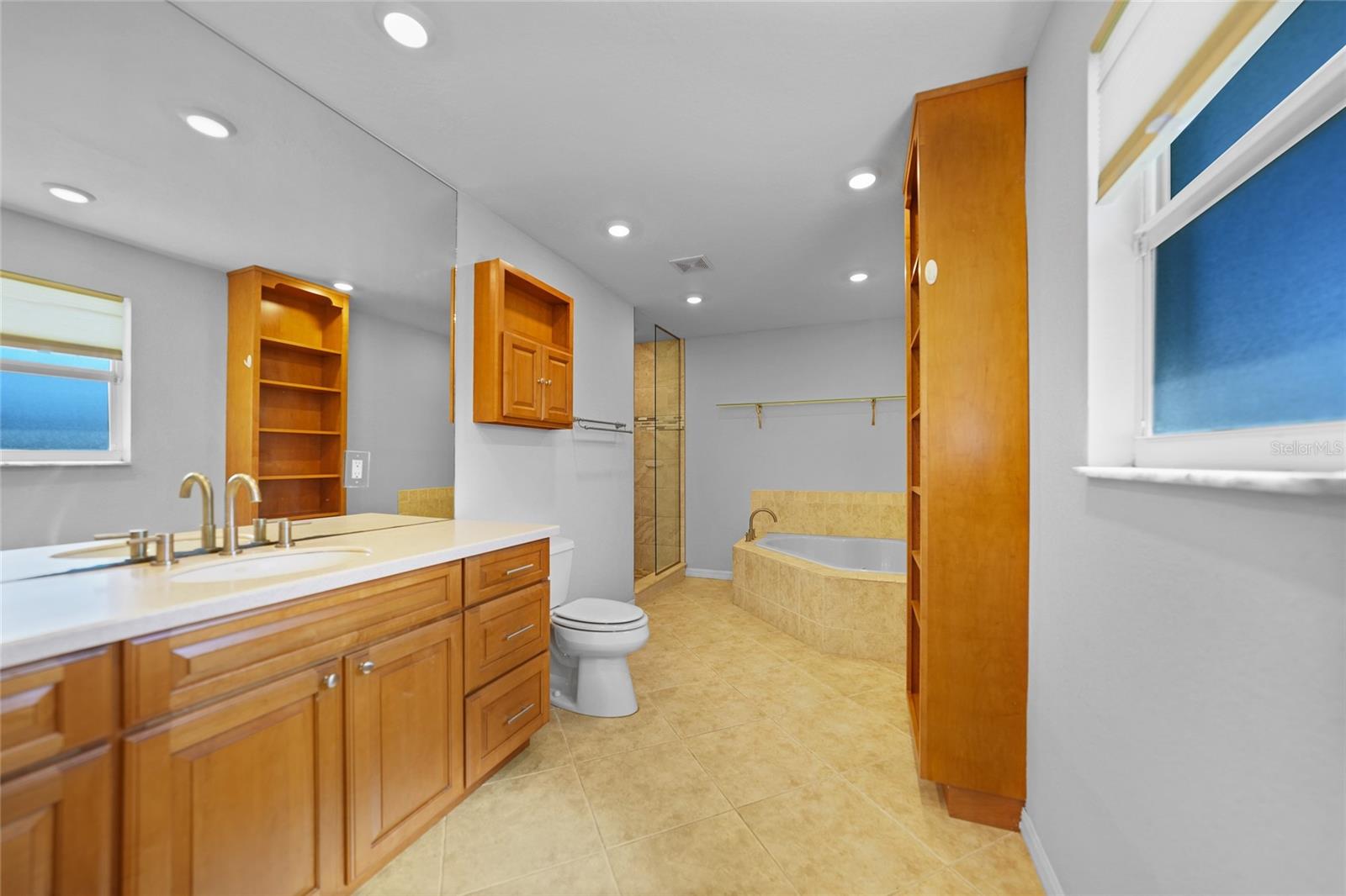 Image 44 of 51 For 955 Don Juan Court