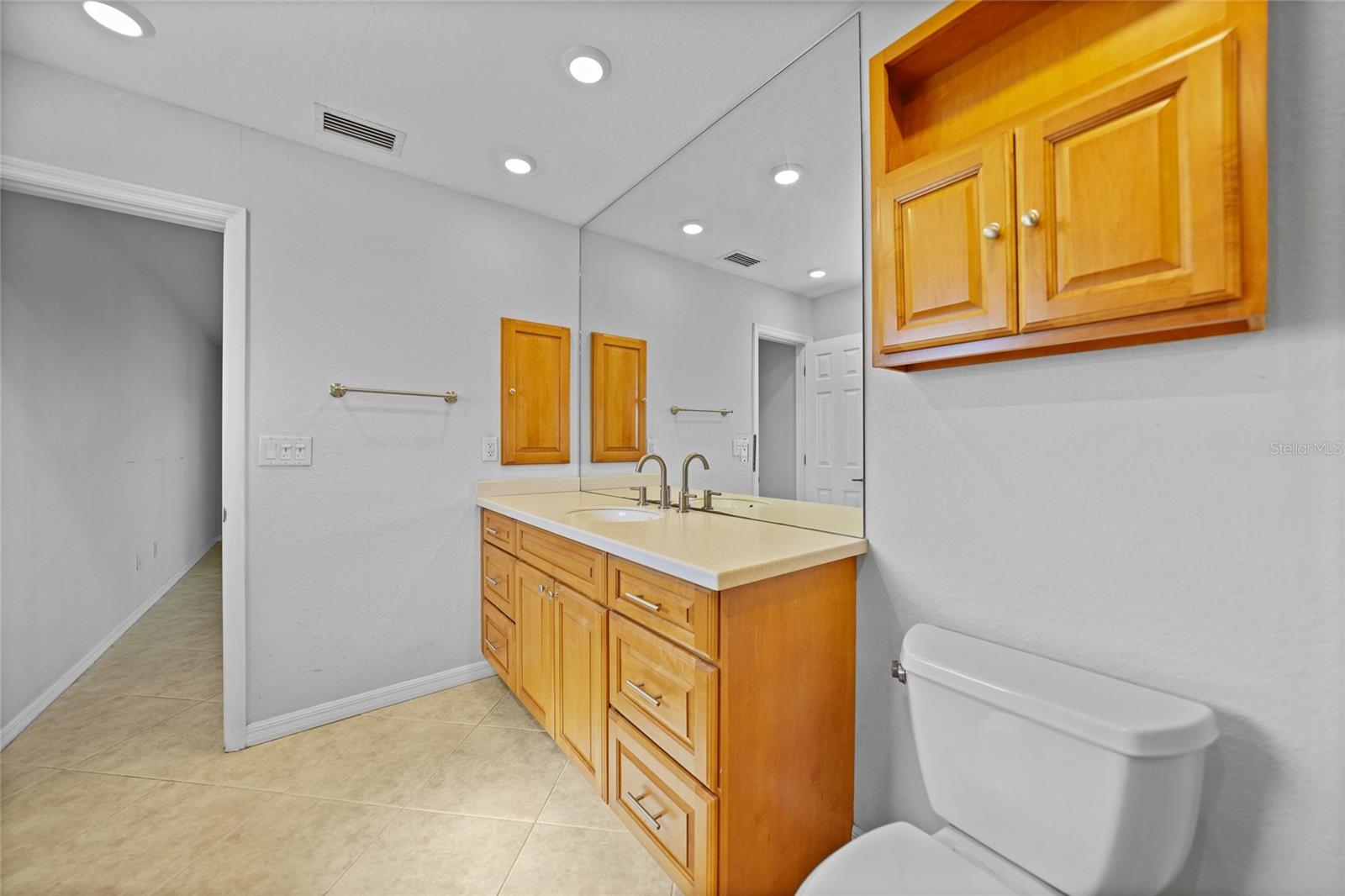 Image 46 of 51 For 955 Don Juan Court