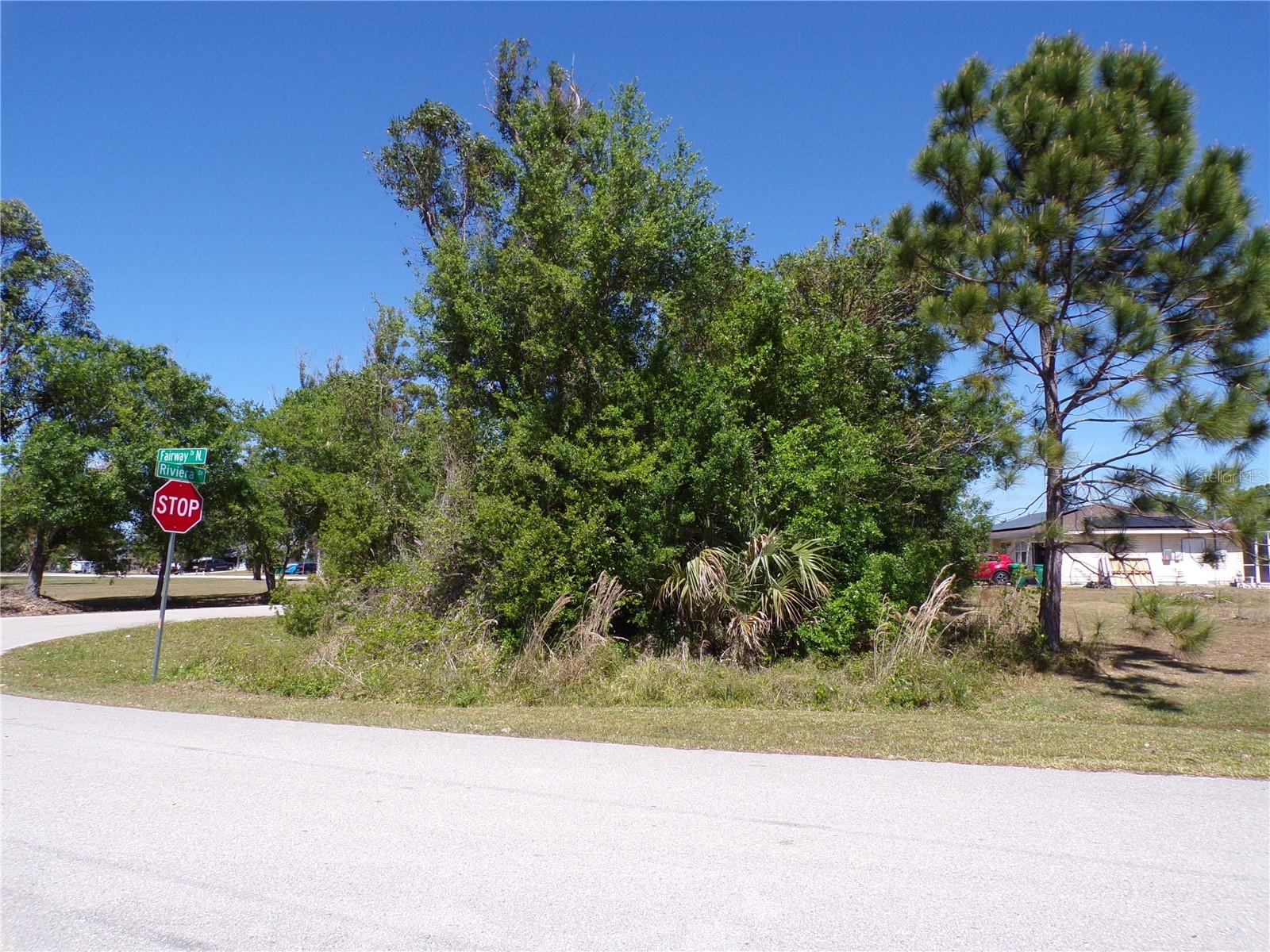 Image 8 of 13 For 4704 Fairway Drive N