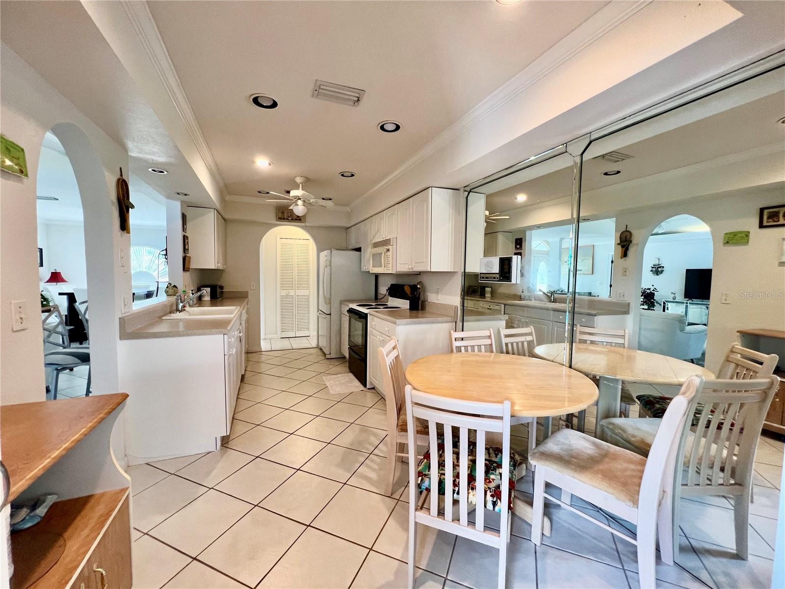 Image 17 of 37 For 2095 Ellery Street