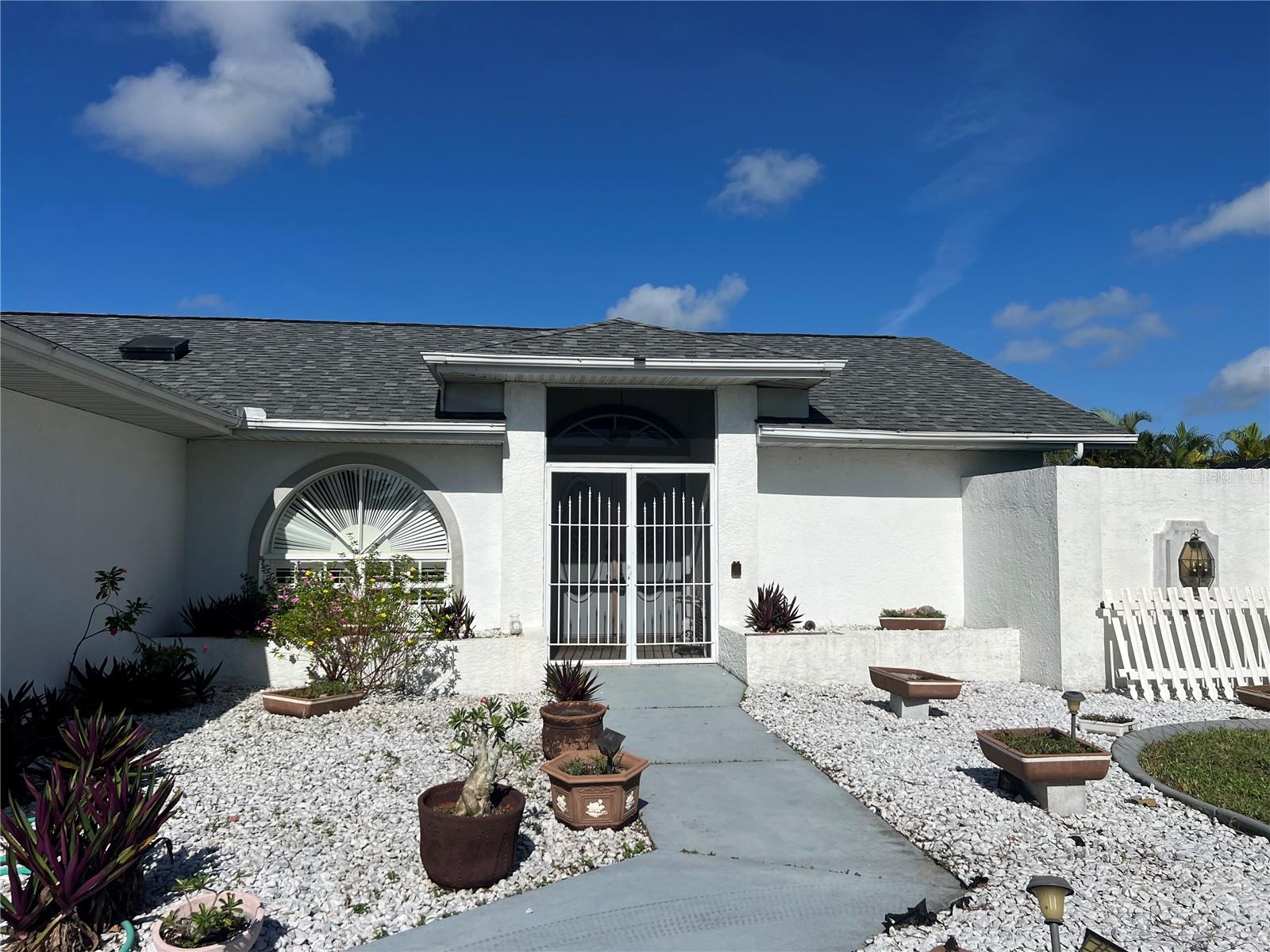 Image 3 of 37 For 2095 Ellery Street