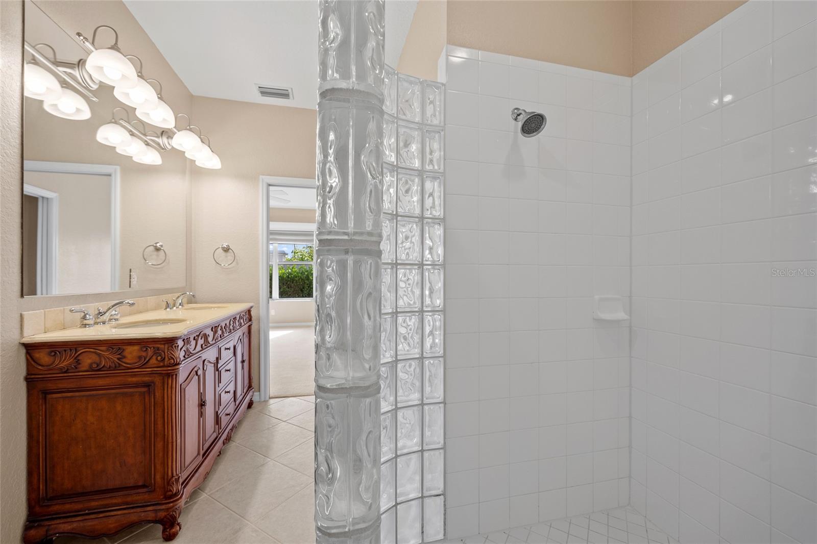 Image 16 of 46 For 16308 Sunset Palms Boulevard 1702