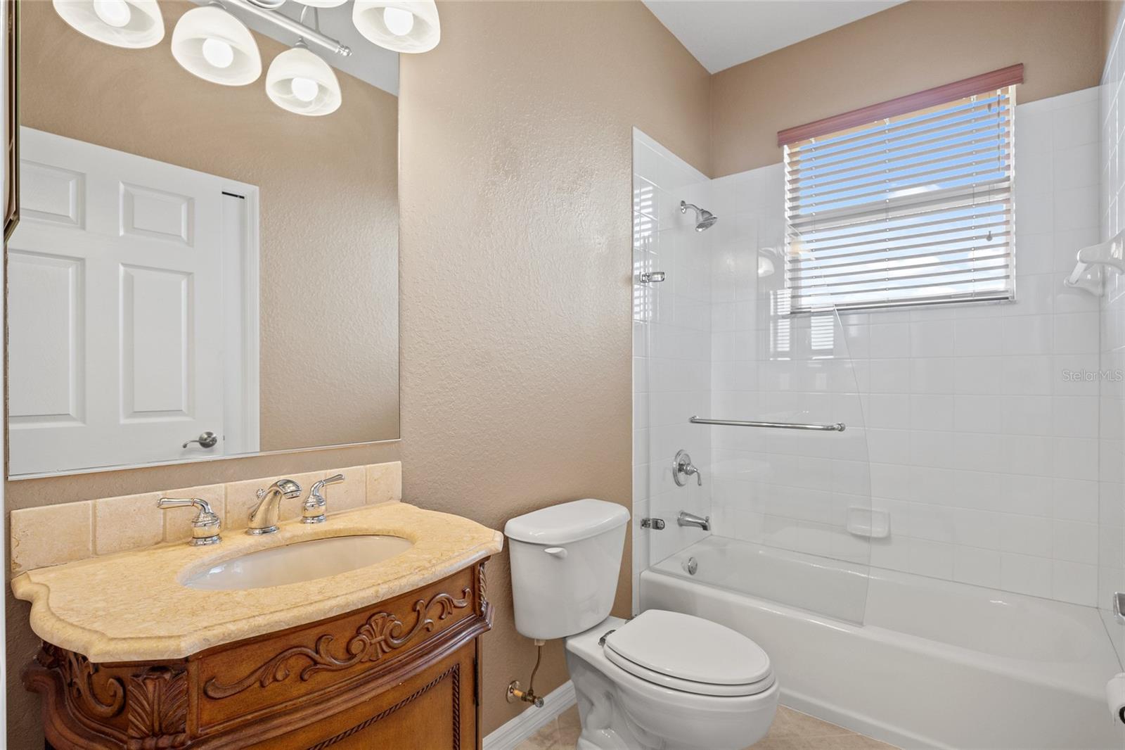 Image 18 of 46 For 16308 Sunset Palms Boulevard 1702