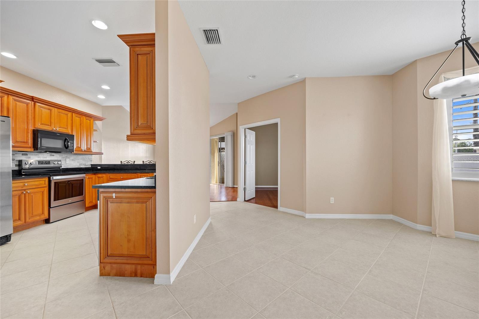 Image 4 of 46 For 16308 Sunset Palms Boulevard 1702