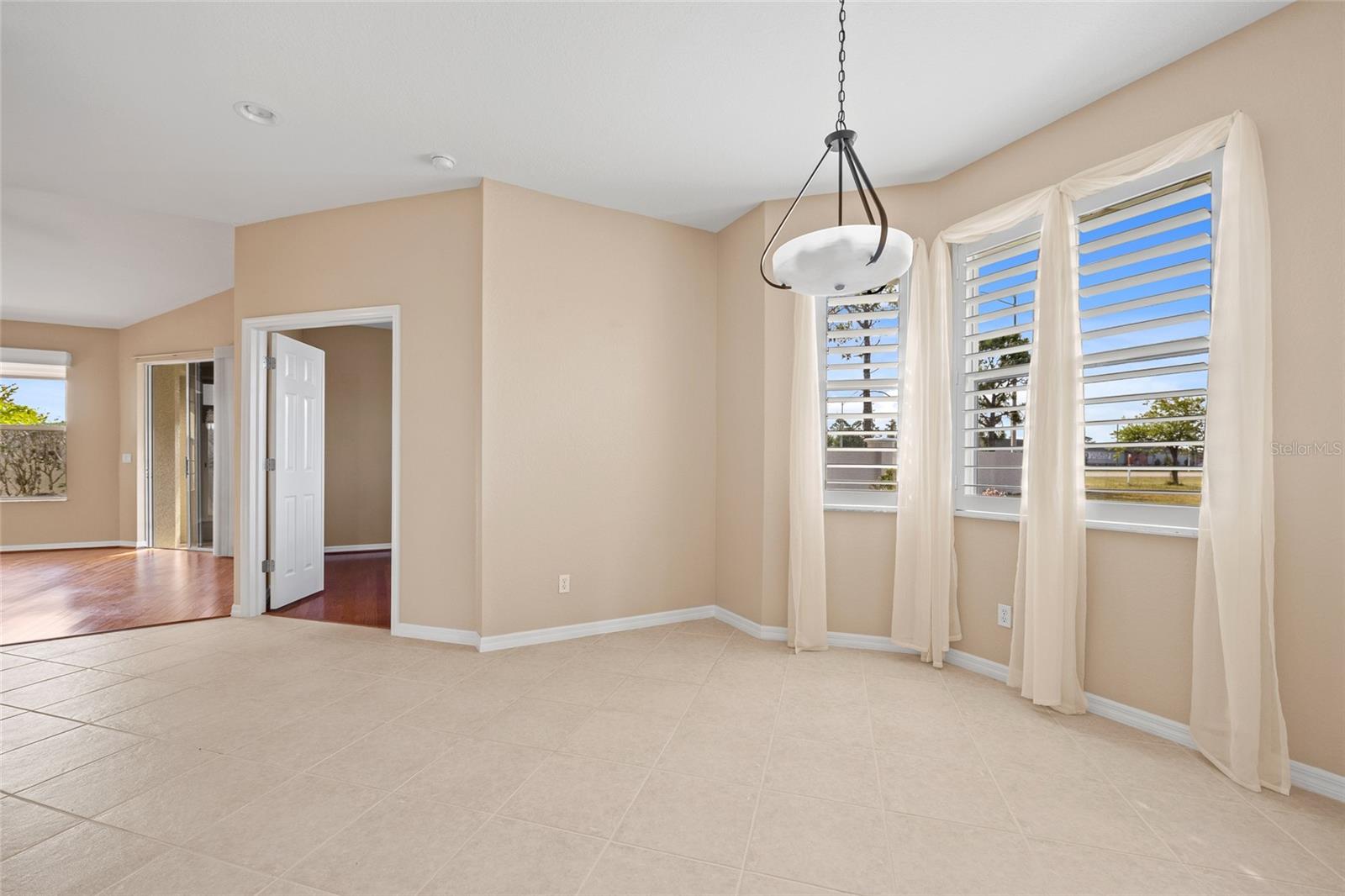 Image 6 of 46 For 16308 Sunset Palms Boulevard 1702