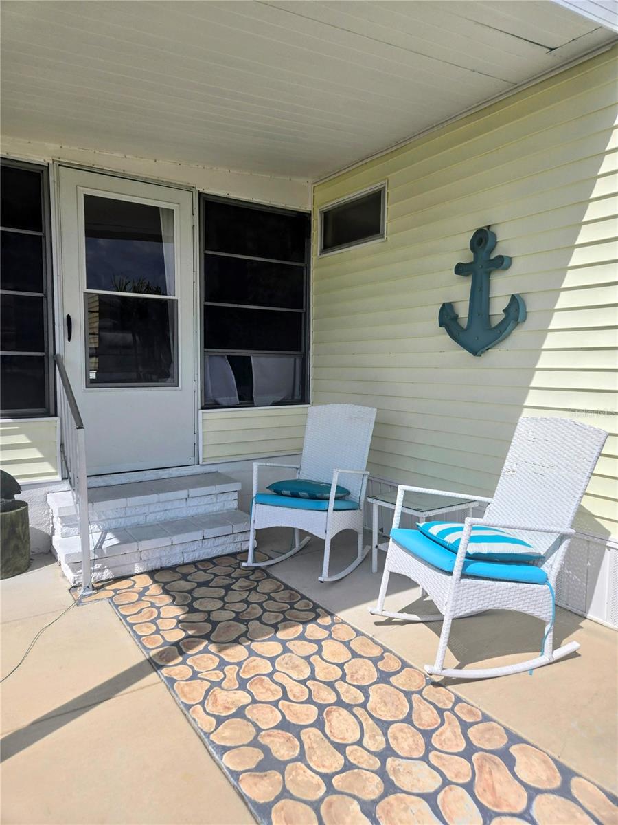 Image 3 of 34 For 354 Blackburn Boulevard