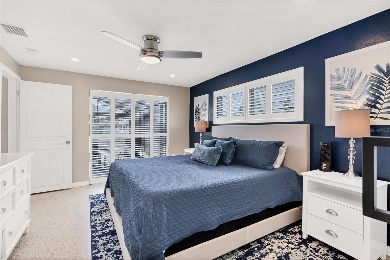 Image 23 of 43 For 280 Belvedere Court