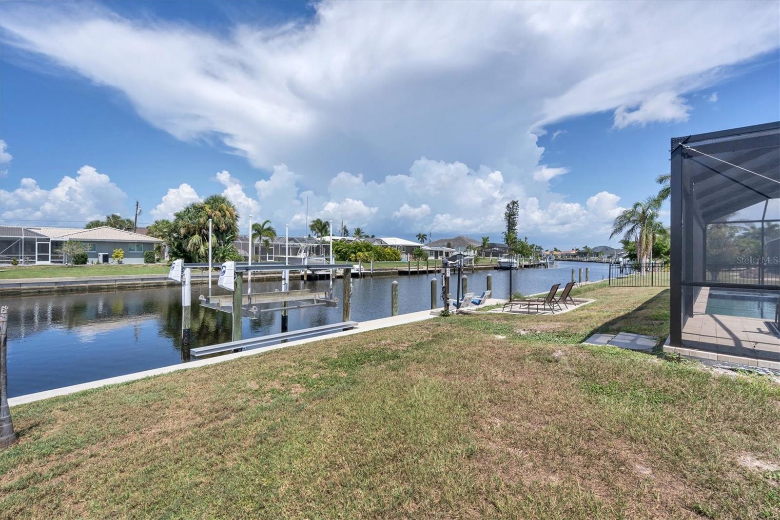 Image 39 of 43 For 280 Belvedere Court