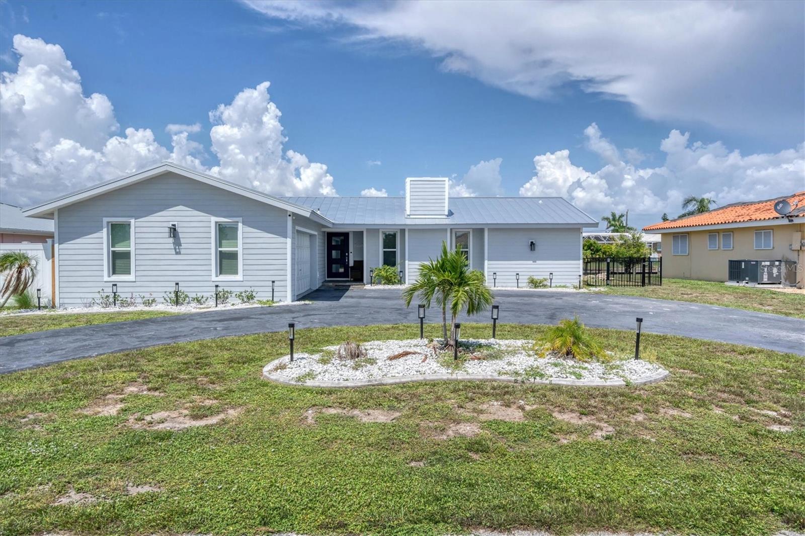 Image 41 of 43 For 280 Belvedere Court