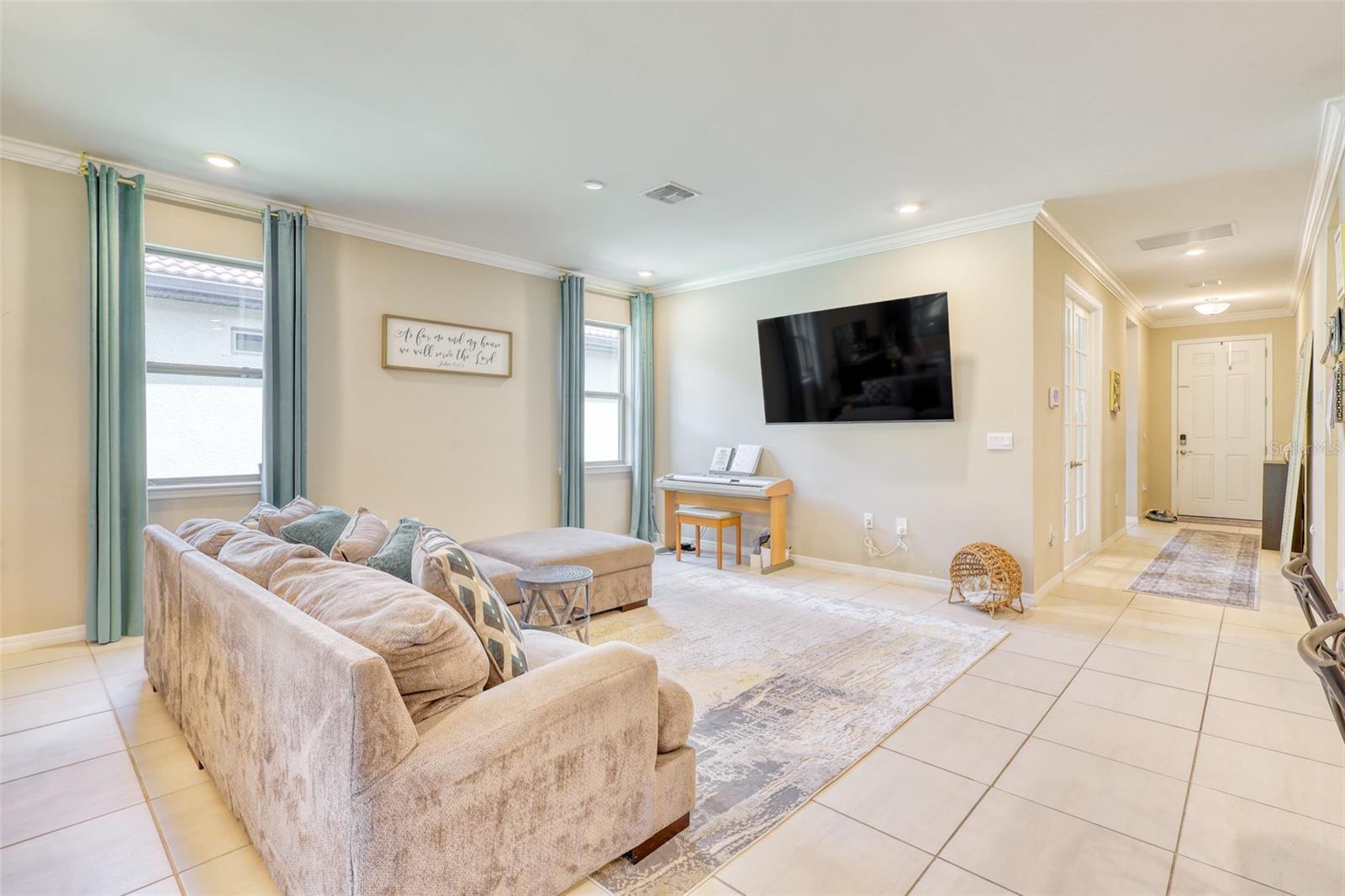 Image 11 of 36 For 264 Soliera Street