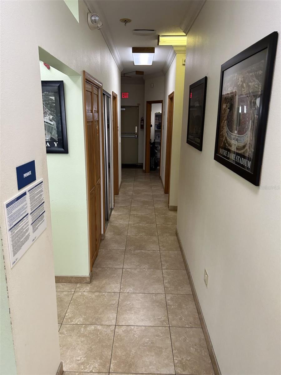 Image 20 of 26 For 406 Indiana Avenue 2, 3 & 4