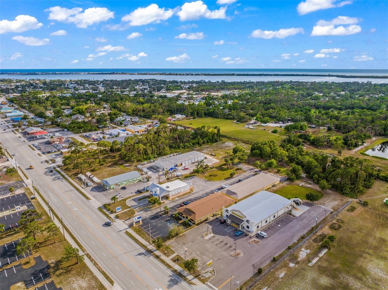 Image 4 of 14 For 406 Indiana Avenue 2