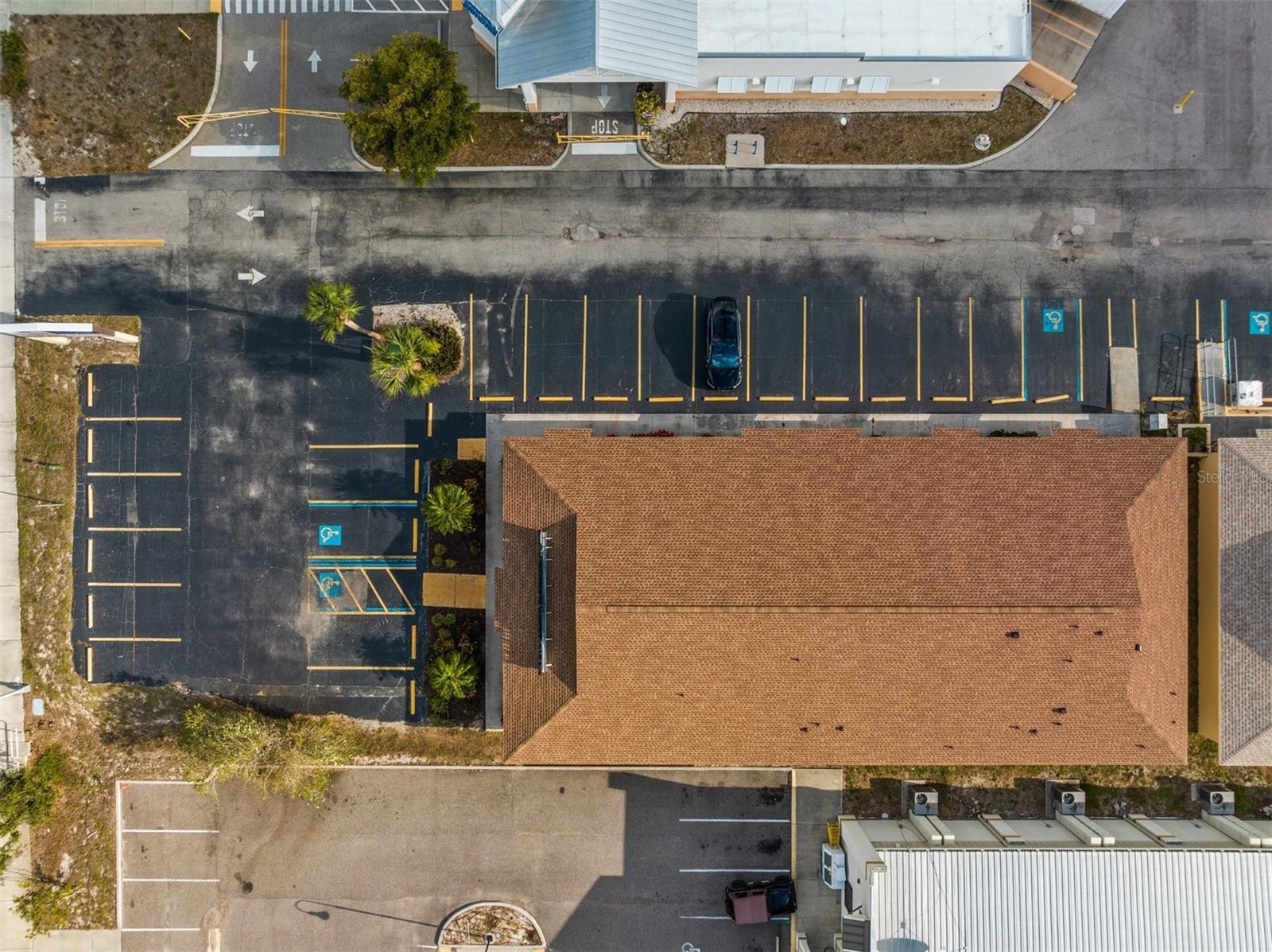 Image 6 of 14 For 406 Indiana Avenue 2