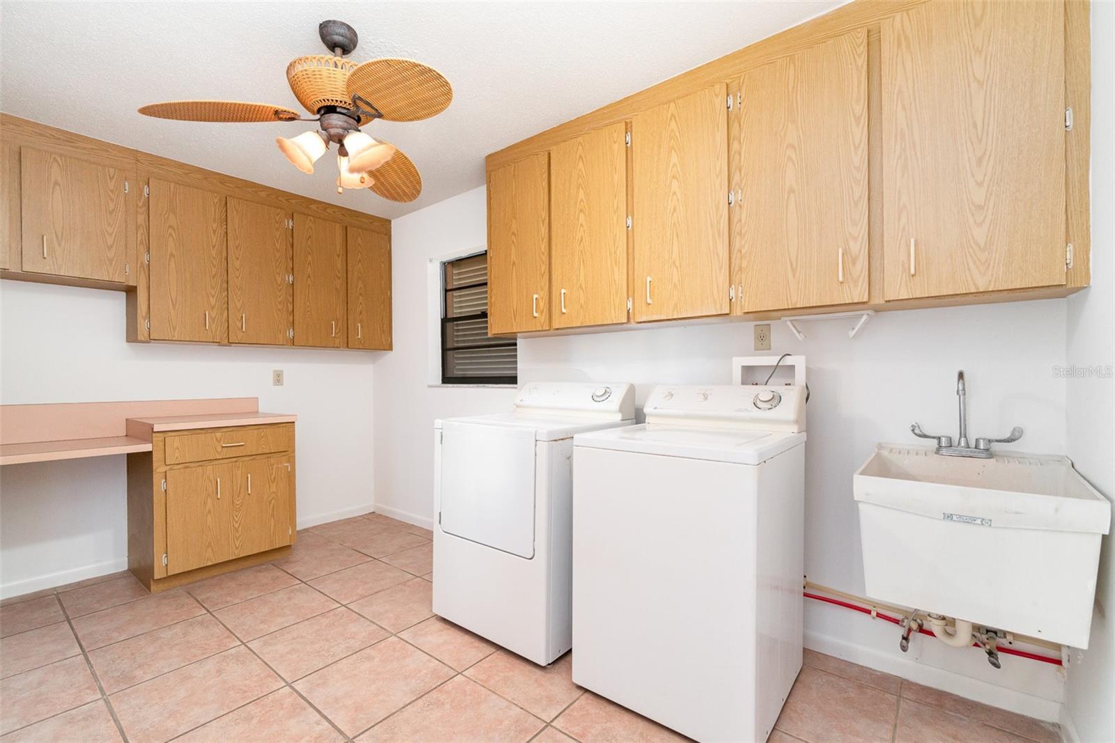 Image 12 of 48 For 2621 Via Veneto Drive
