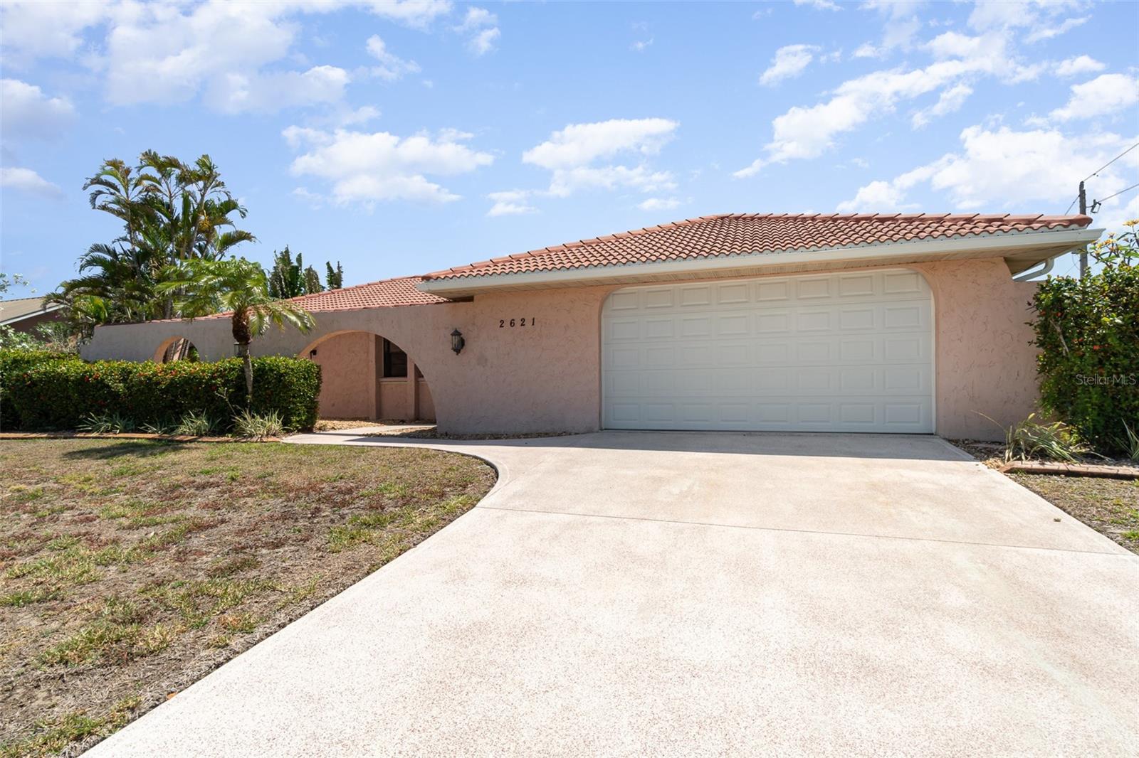 Image 2 of 48 For 2621 Via Veneto Drive