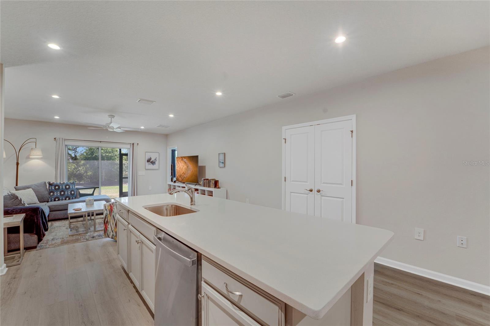 Image 14 of 42 For 1796 Palms Drive
