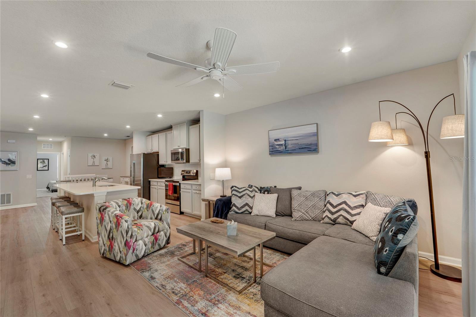 Image 7 of 42 For 1796 Palms Drive