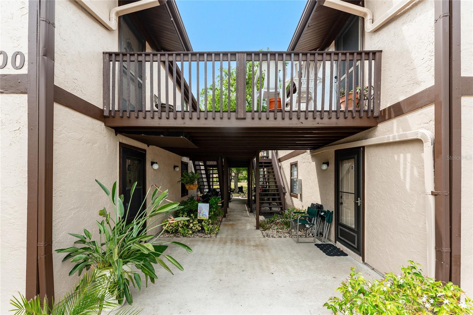 Image 2 of 43 For 4022 Beaver Lane 500c