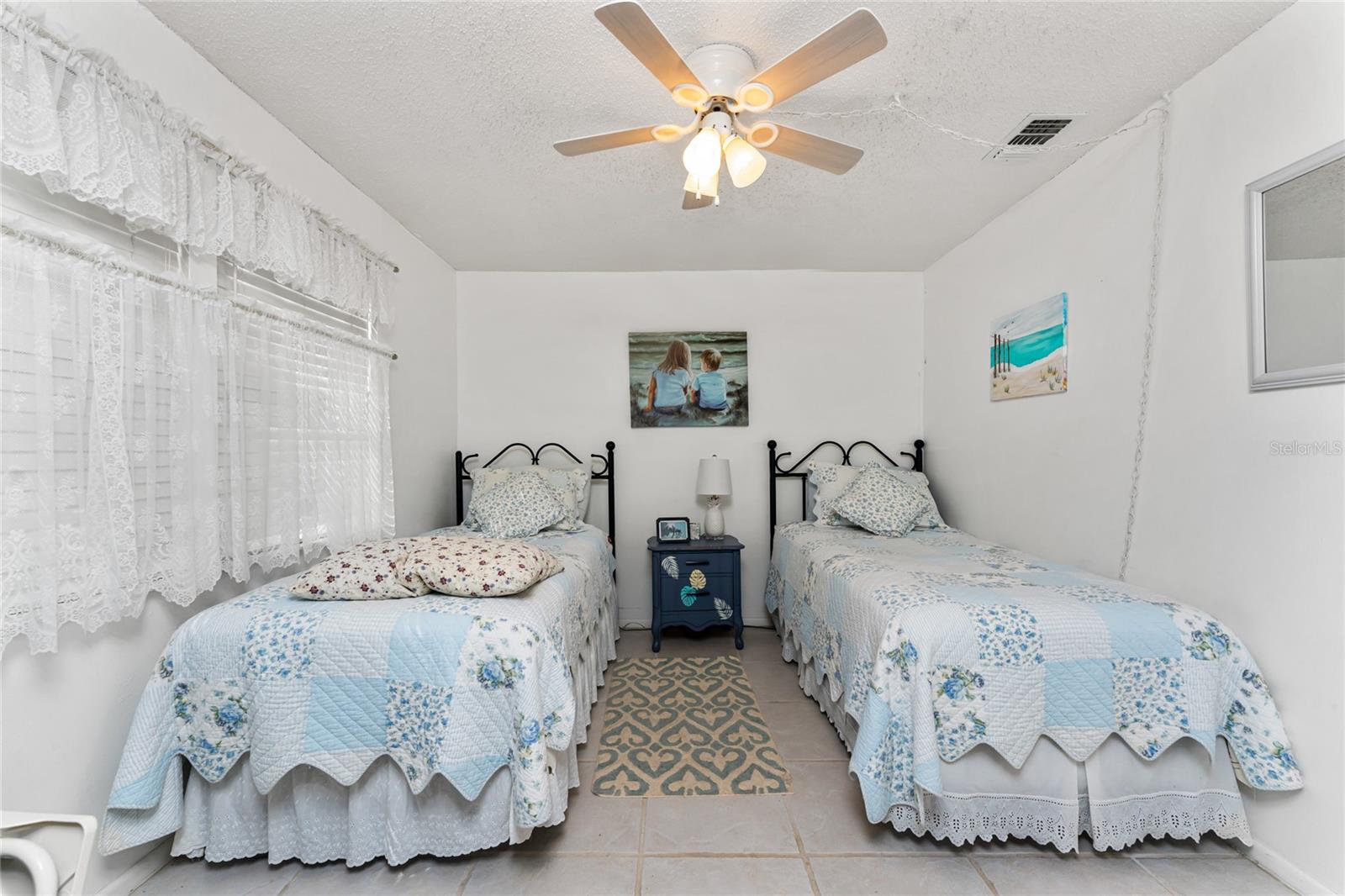 Image 28 of 43 For 4022 Beaver Lane 500c
