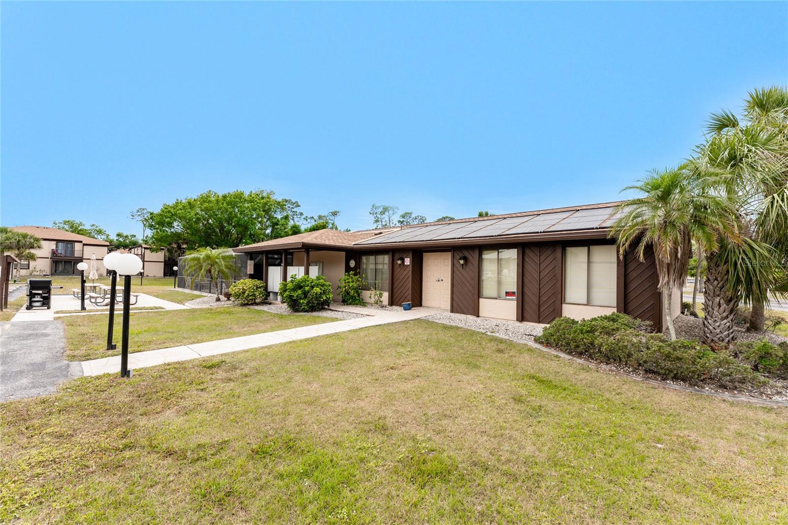 Image 42 of 43 For 4022 Beaver Lane 500c