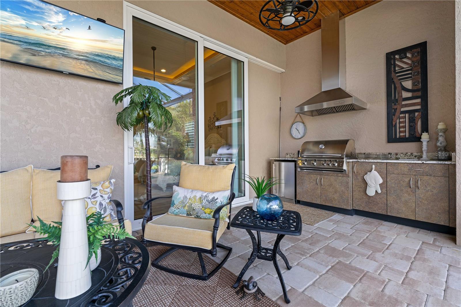 Image 10 of 62 For 2850 Magdalina Drive