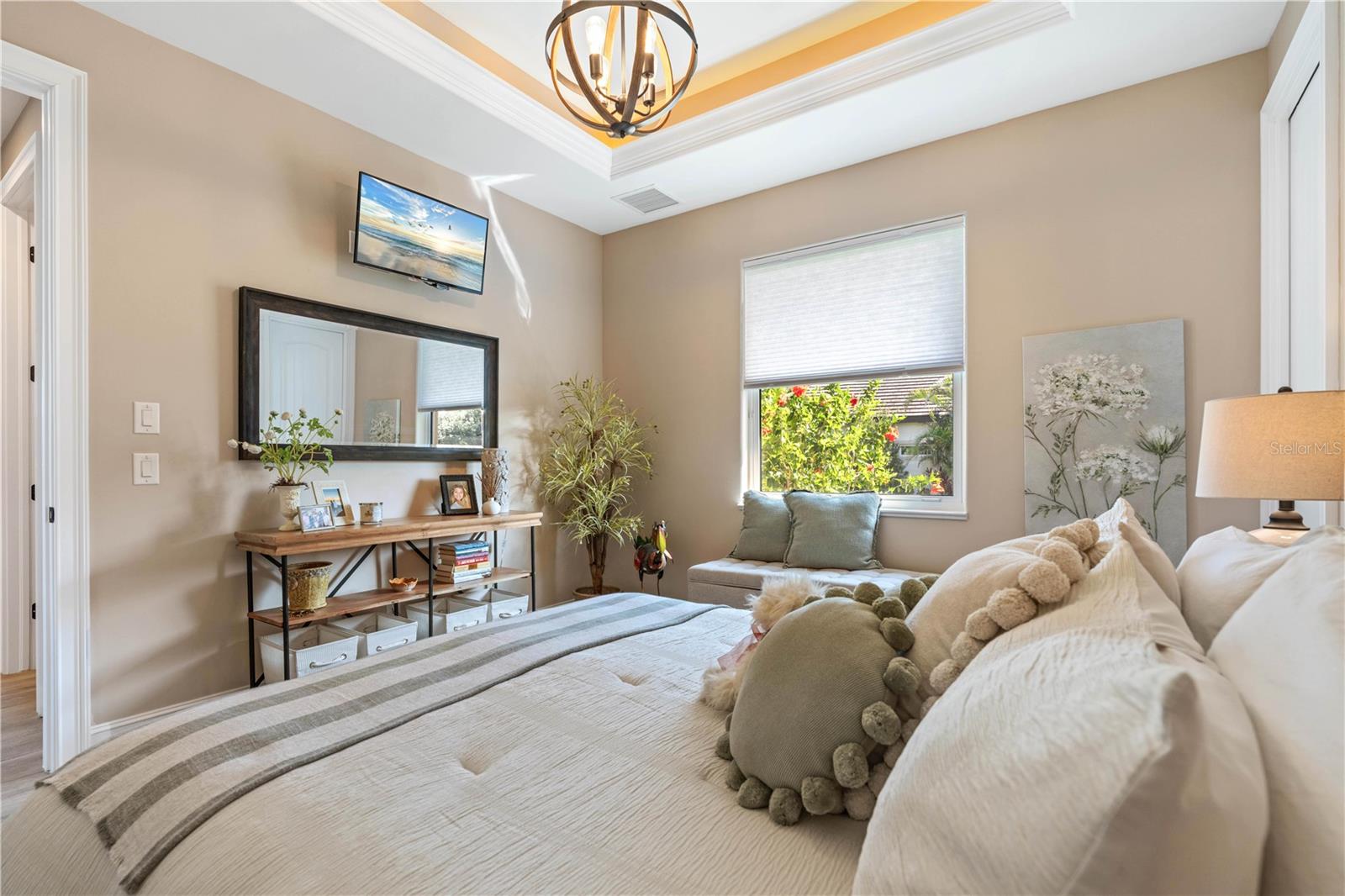 Image 40 of 62 For 2850 Magdalina Drive