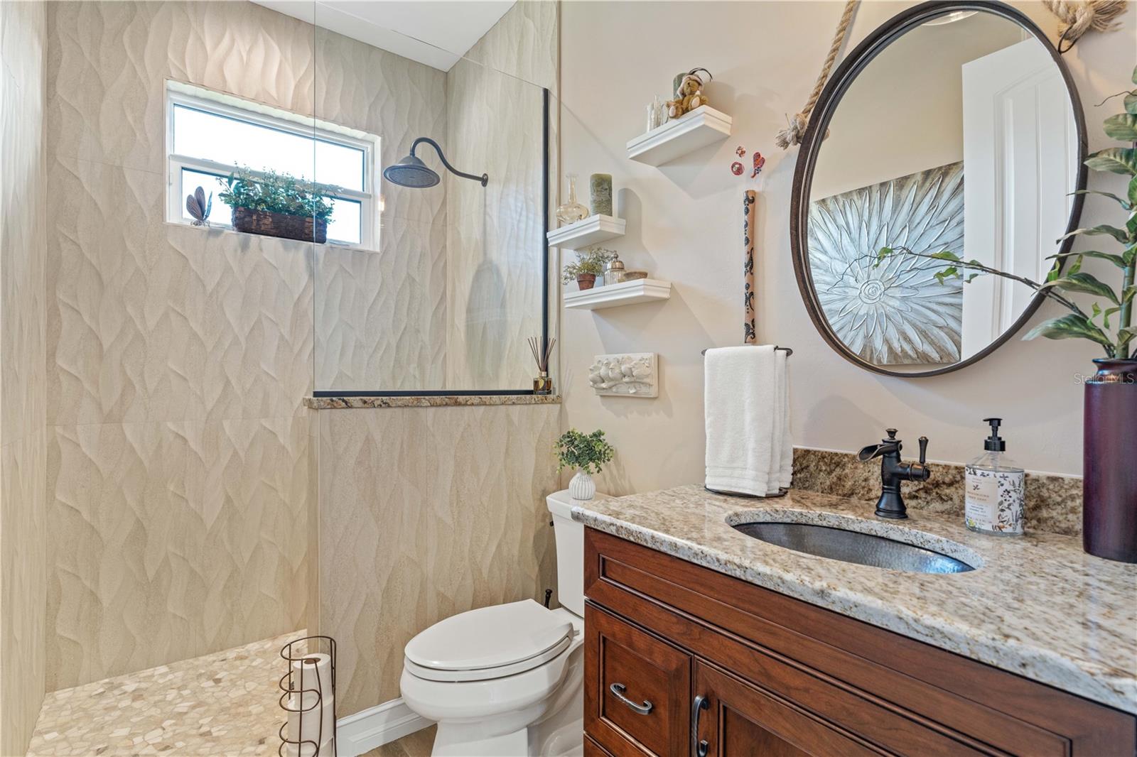 Image 42 of 62 For 2850 Magdalina Drive