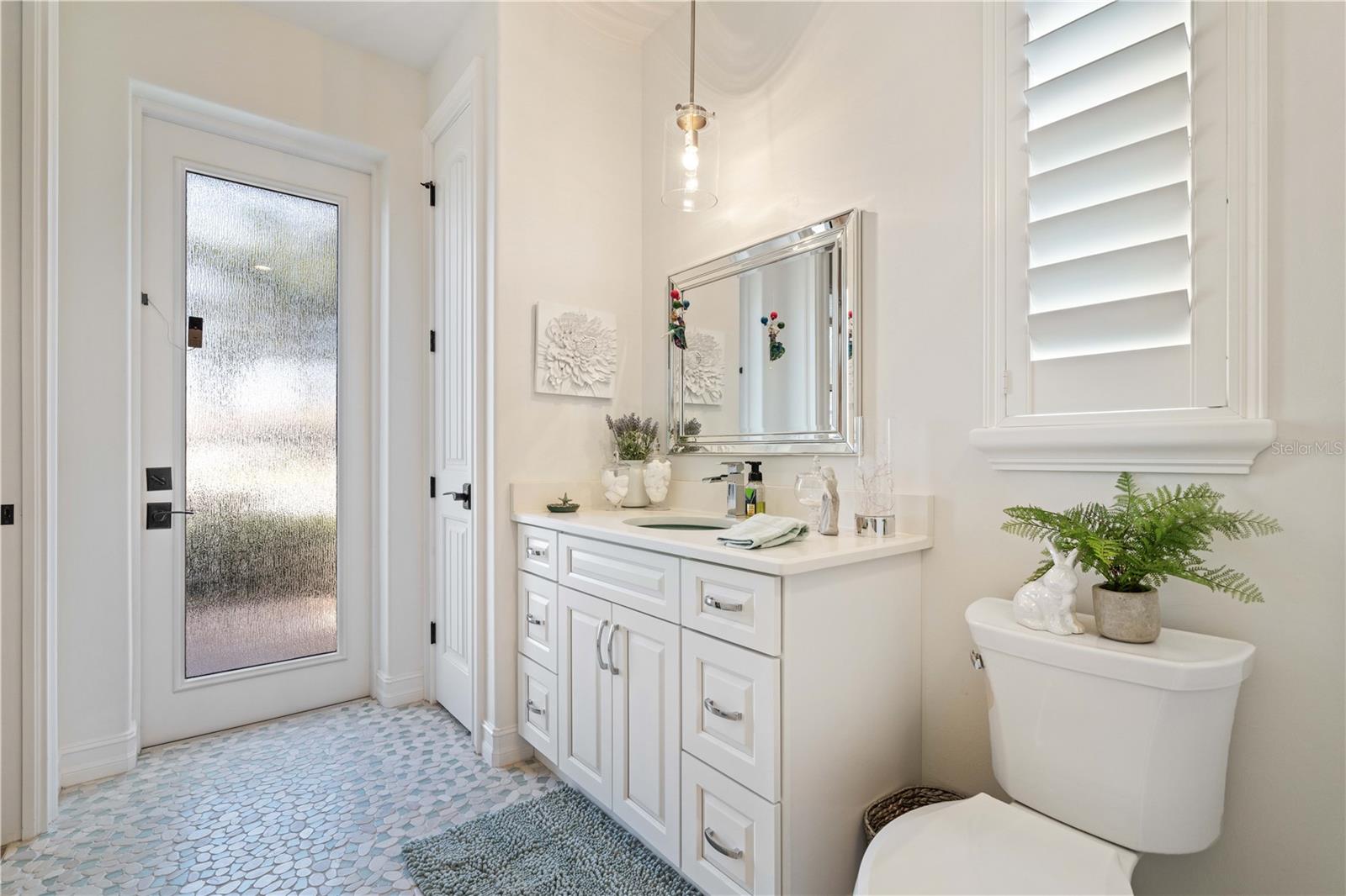 Image 49 of 62 For 2850 Magdalina Drive