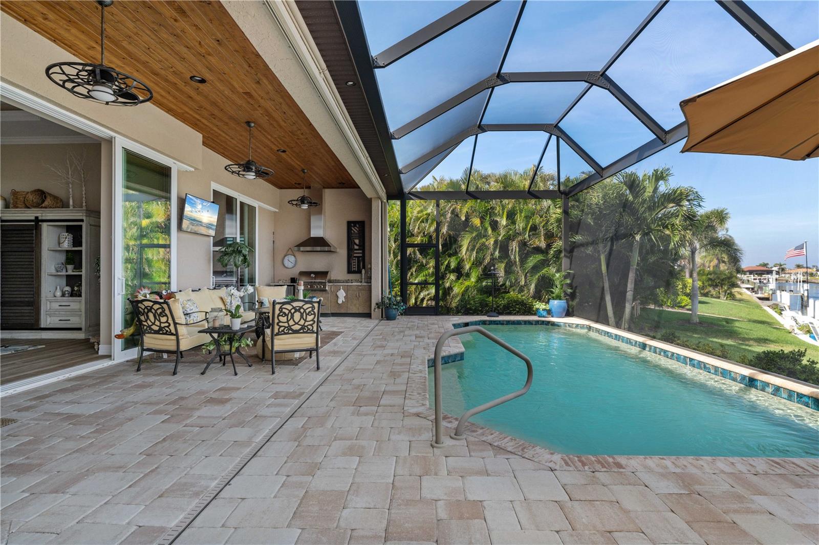 Image 54 of 62 For 2850 Magdalina Drive