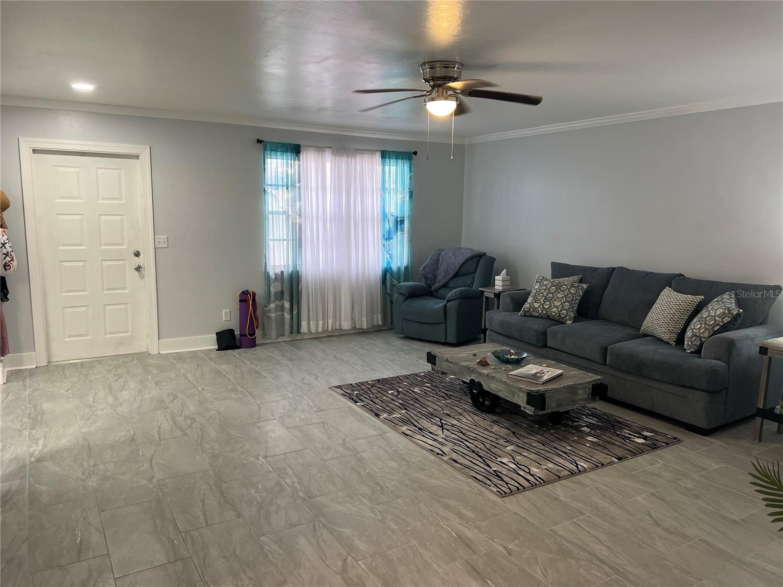 Image 3 of 20 For 1321 16th Terrace 102