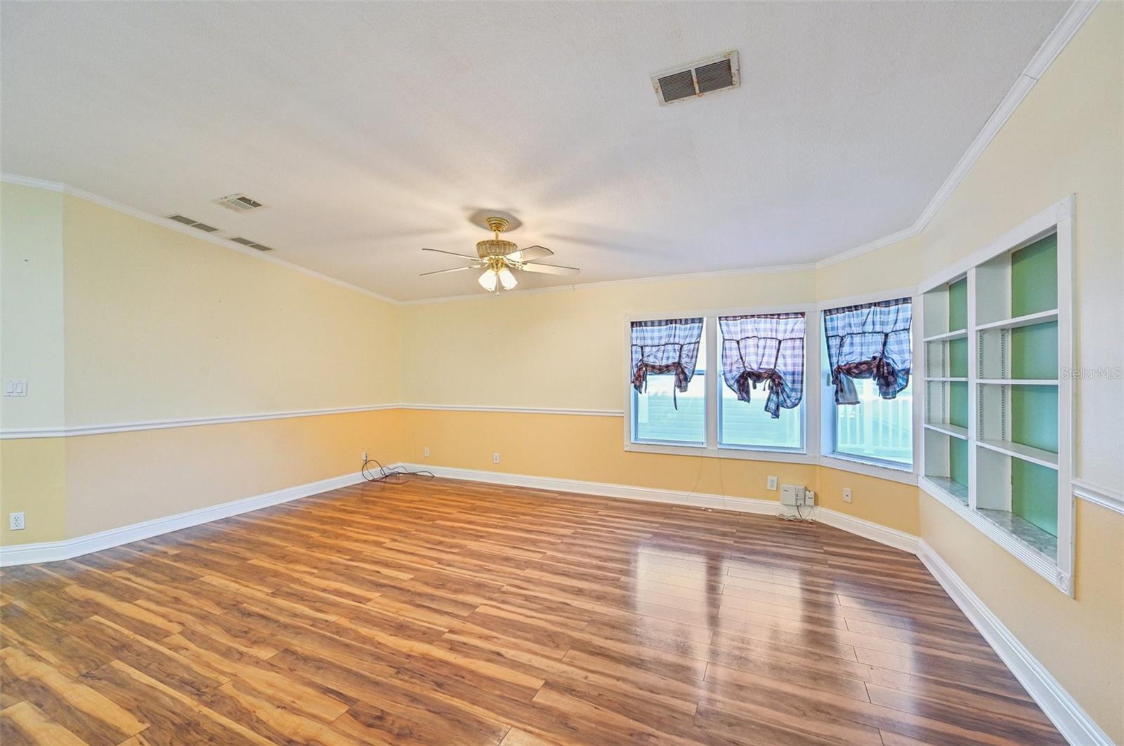 Image 11 of 47 For 724 Blackburn Boulevard