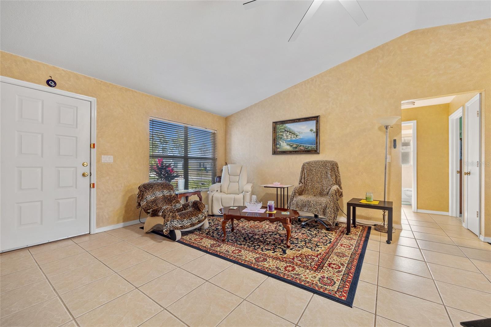 Image 4 of 28 For 25313 Durango Court