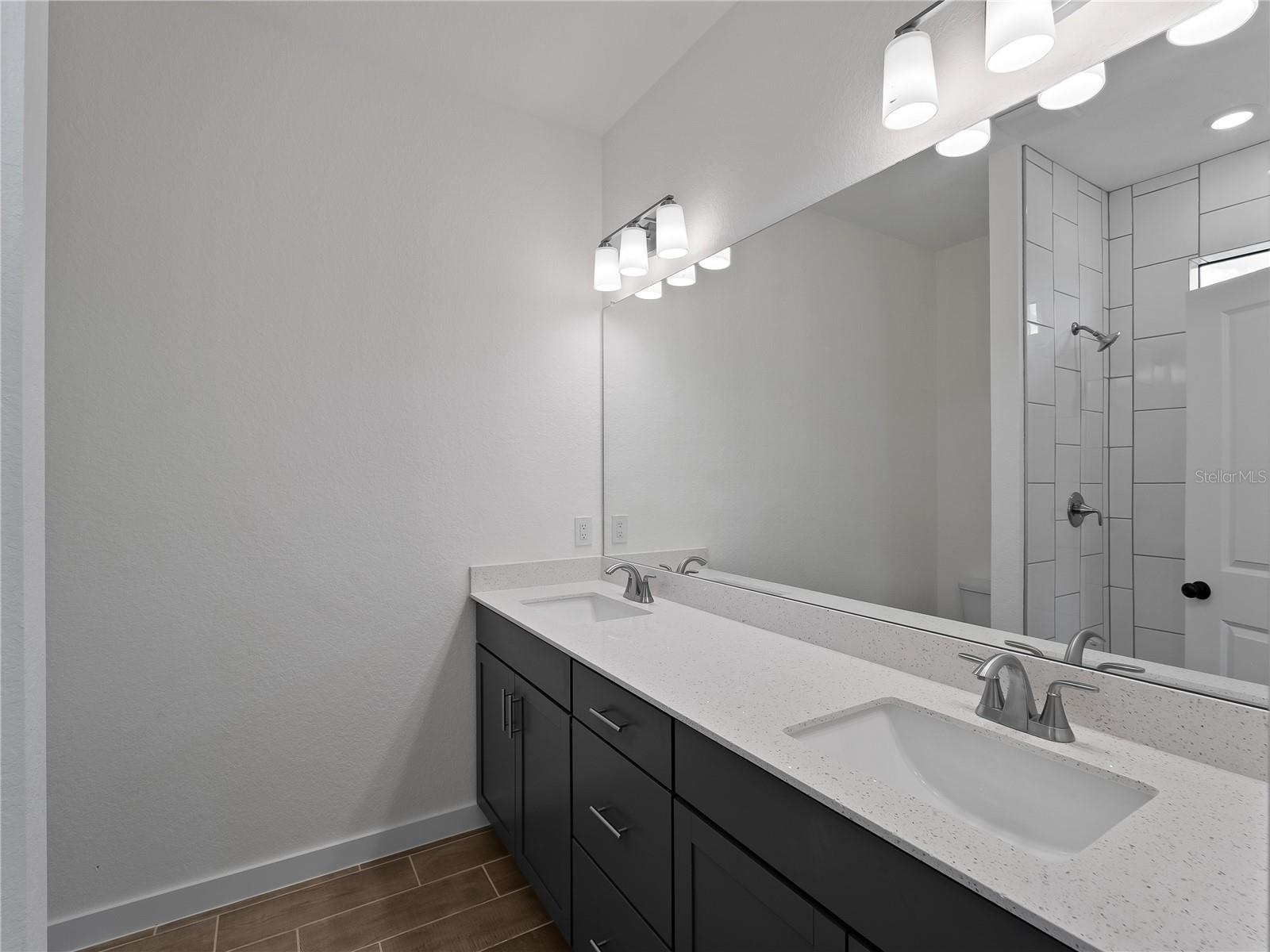 Image 13 of 80 For 14449 Appleton Boulevard