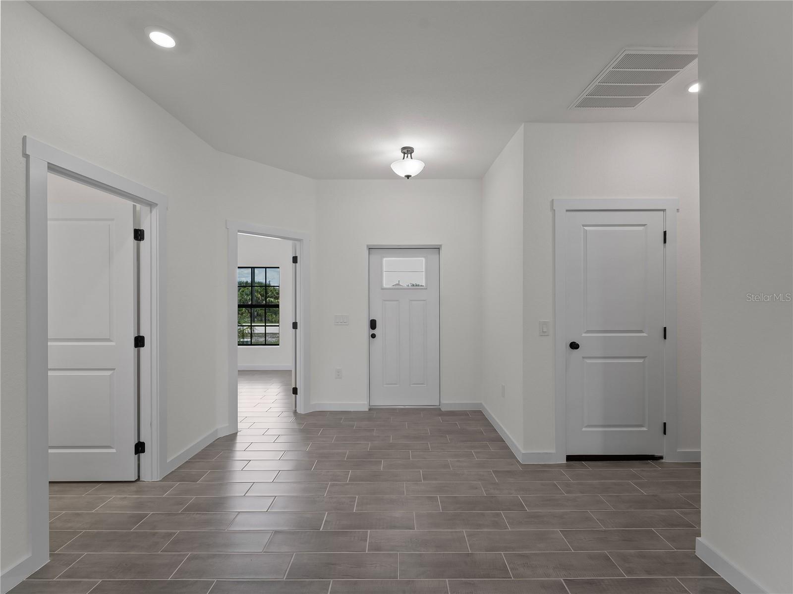 Image 15 of 80 For 14449 Appleton Boulevard