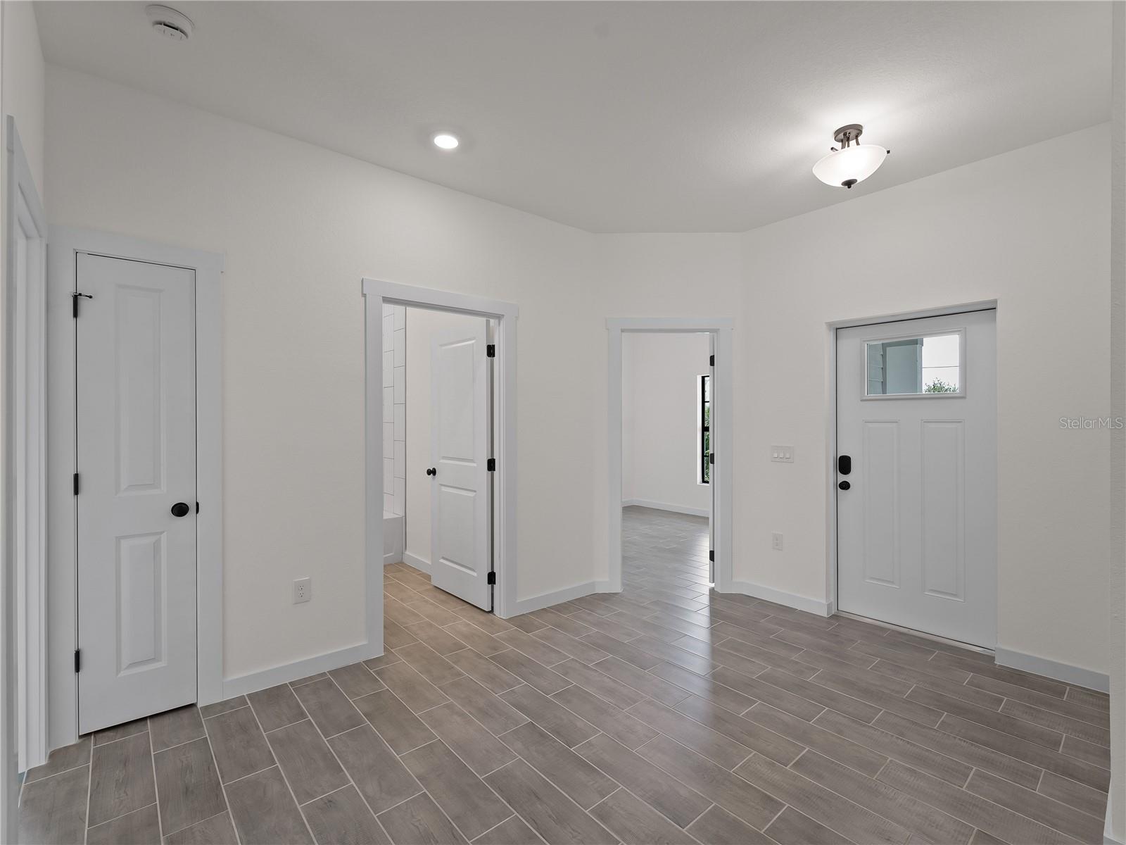 Image 16 of 80 For 14449 Appleton Boulevard