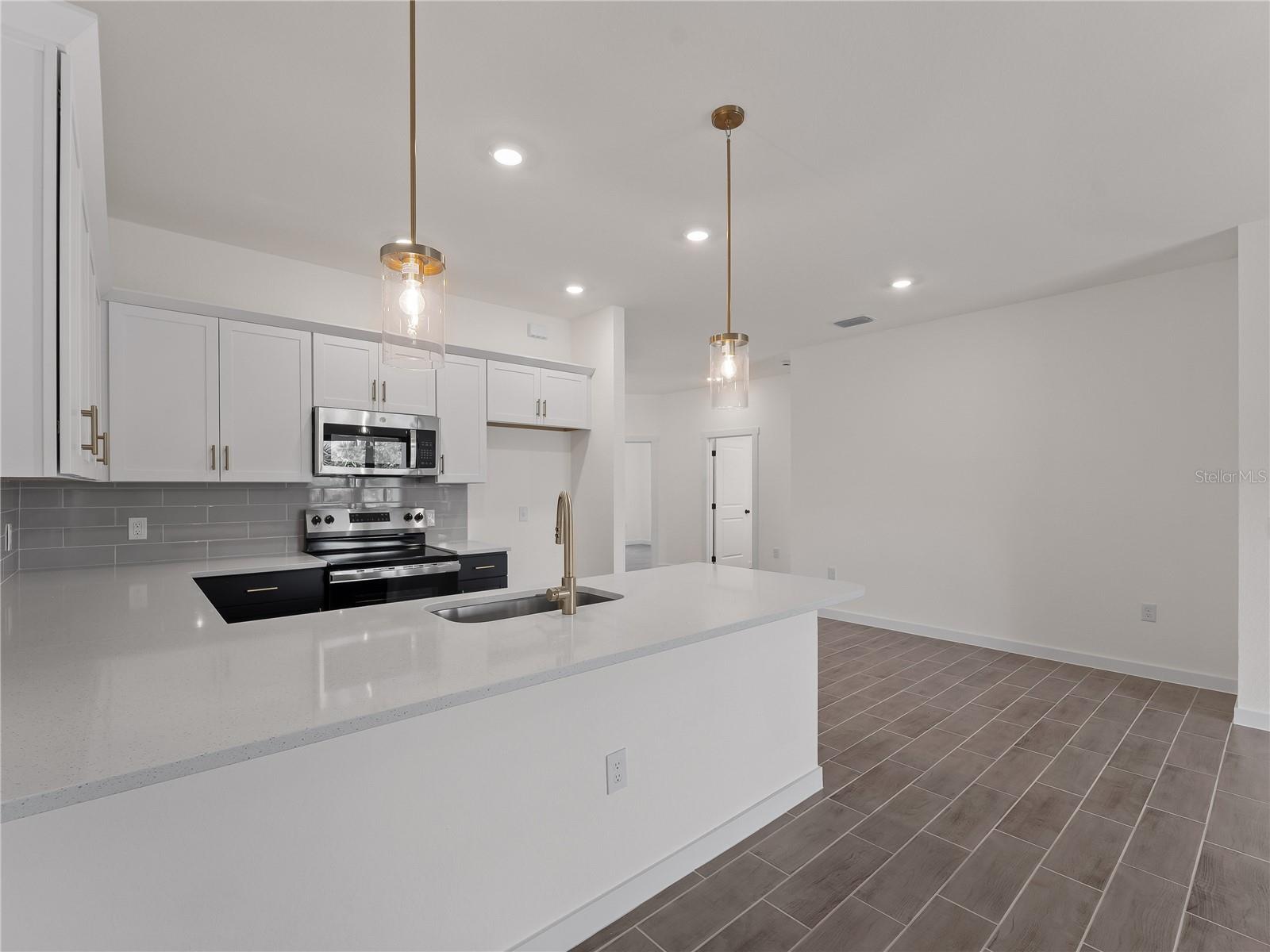 Image 30 of 80 For 14449 Appleton Boulevard