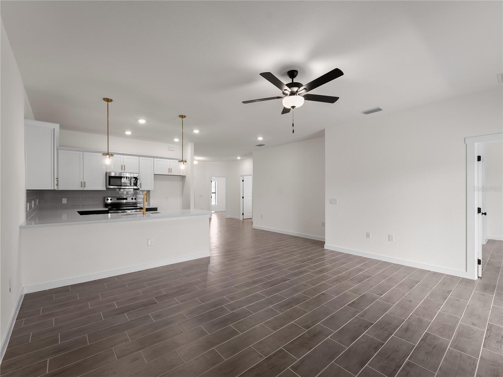 Image 36 of 80 For 14449 Appleton Boulevard