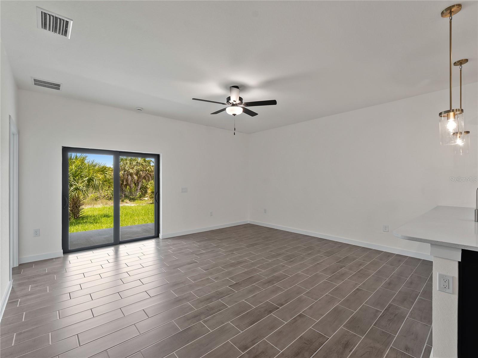 Image 38 of 80 For 14449 Appleton Boulevard