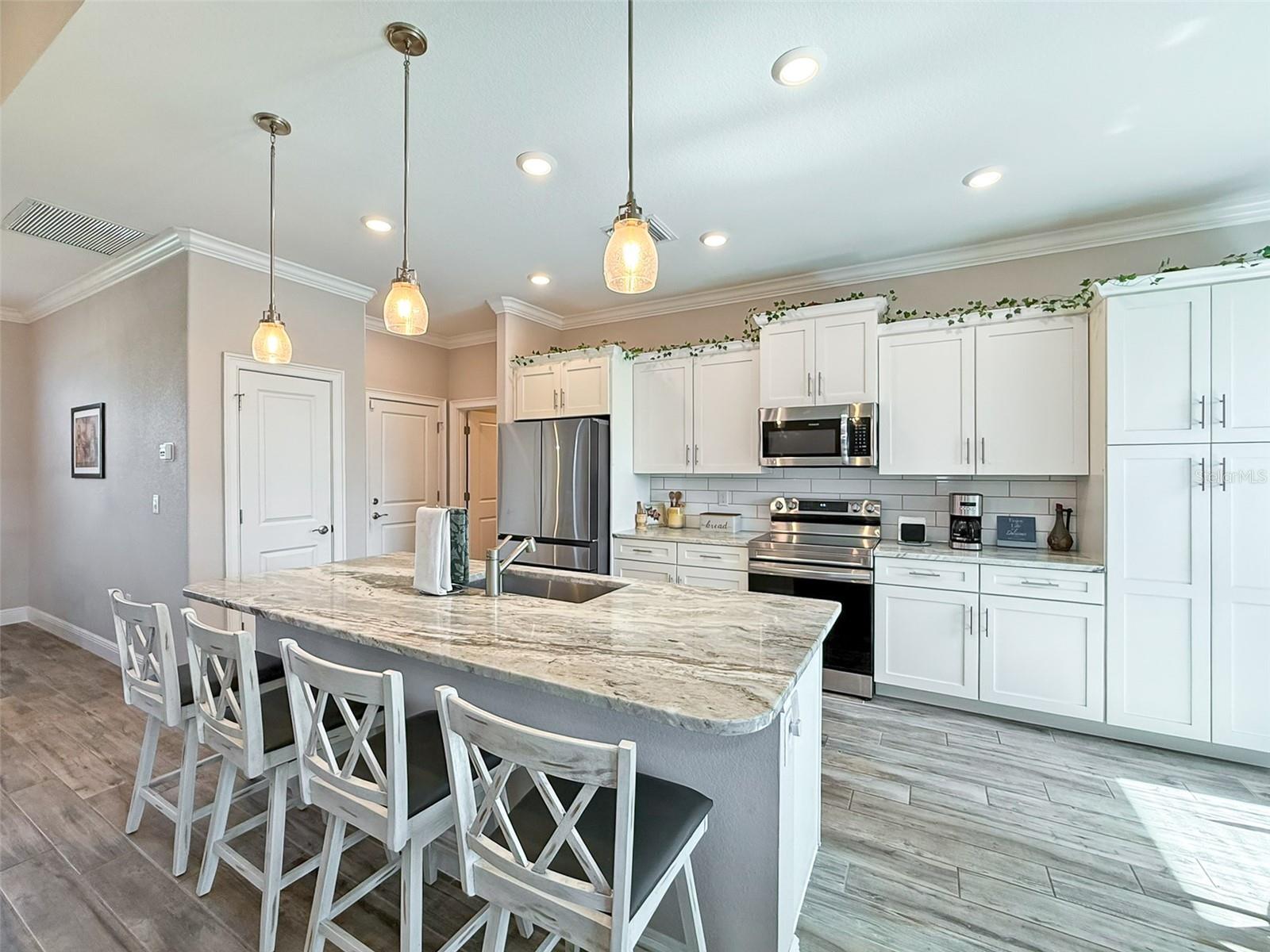 Image 11 of 32 For 25428 Islas Drive