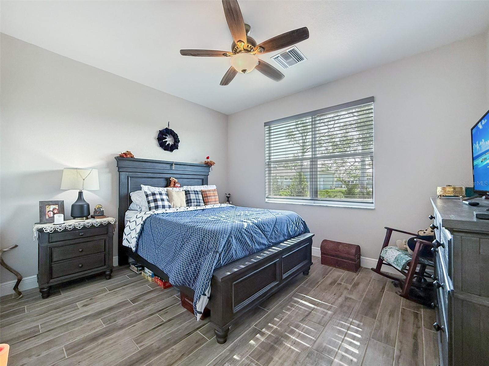 Image 23 of 32 For 25428 Islas Drive