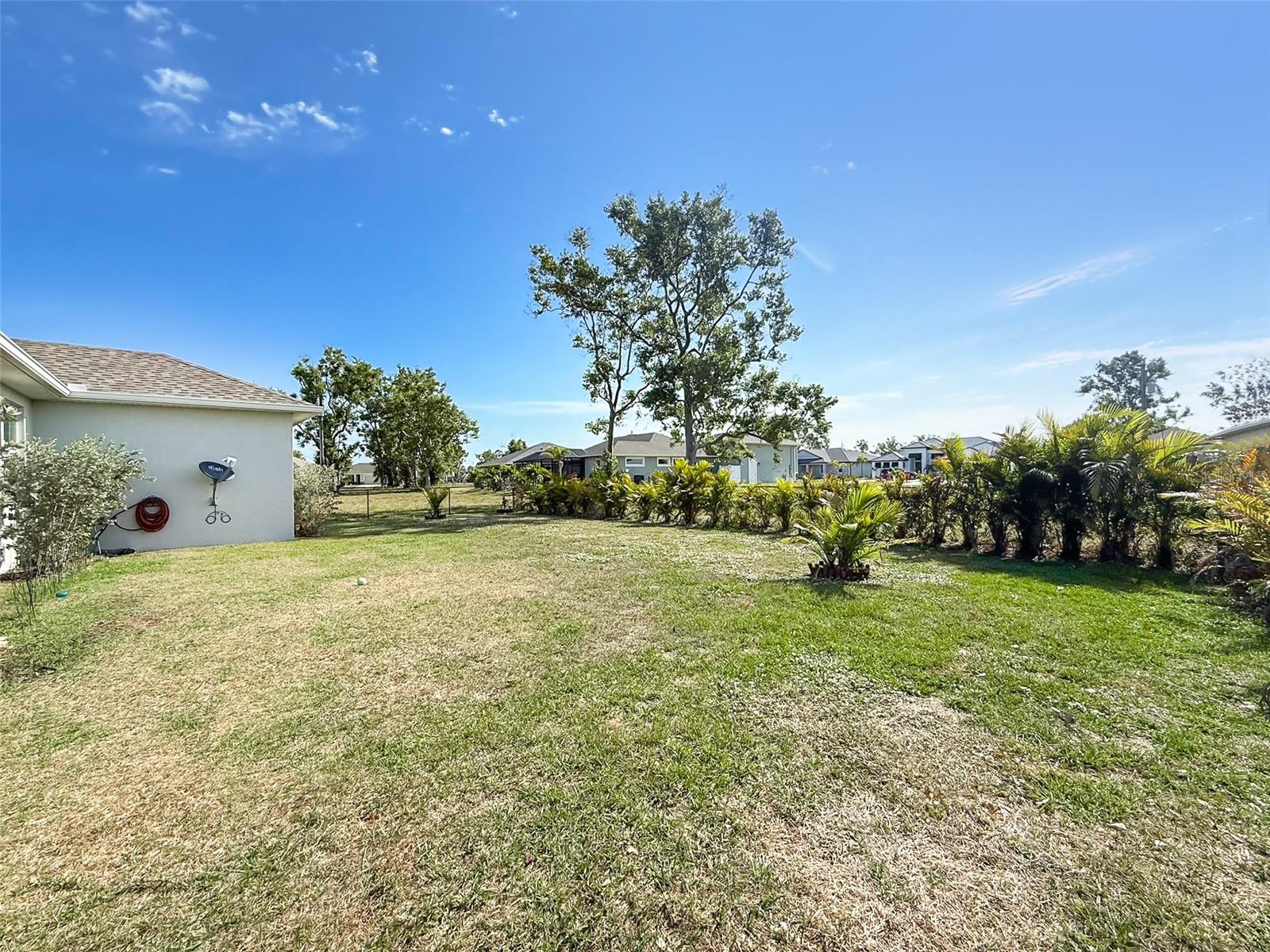 Image 29 of 32 For 25428 Islas Drive
