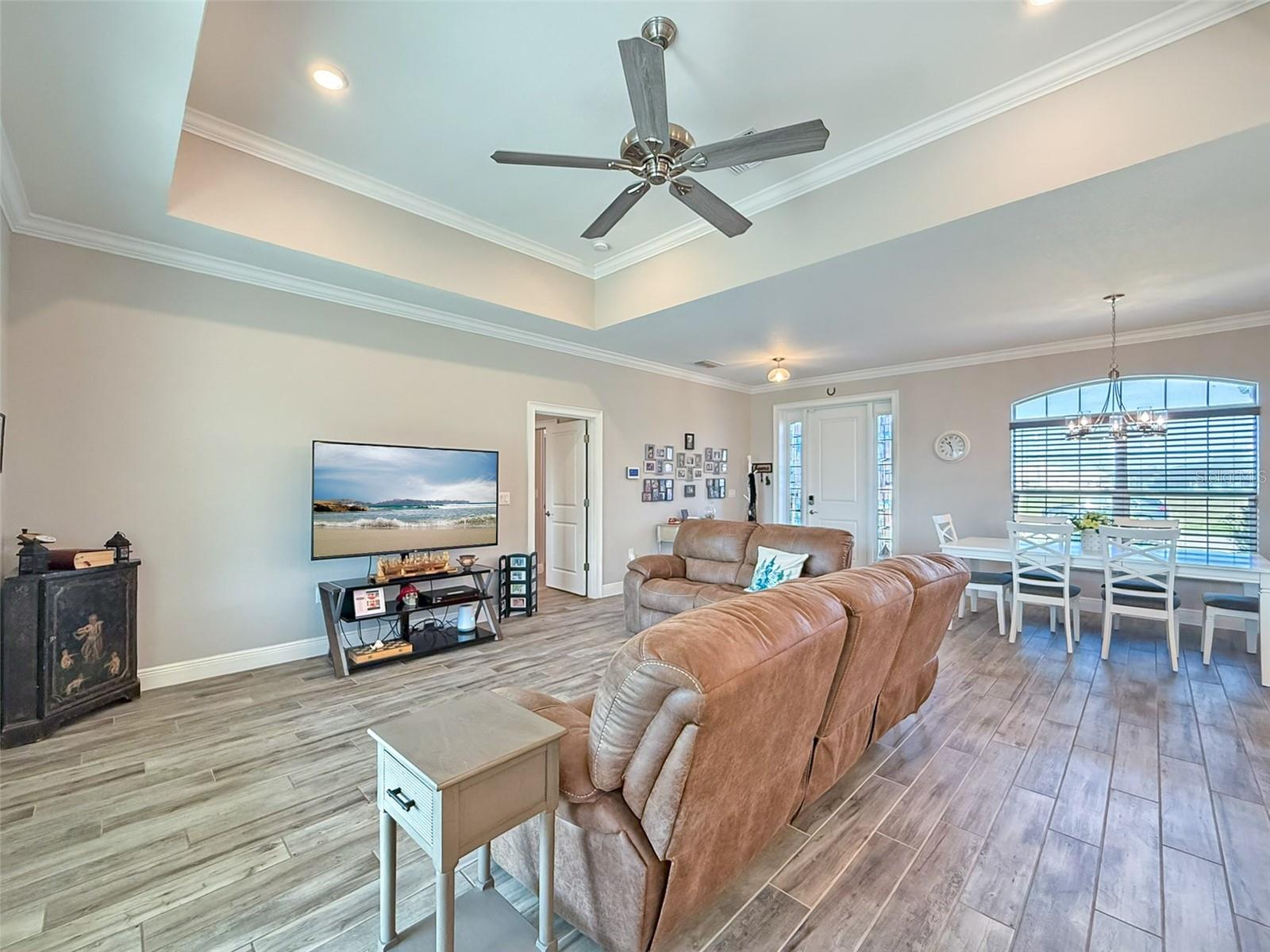 Image 6 of 32 For 25428 Islas Drive