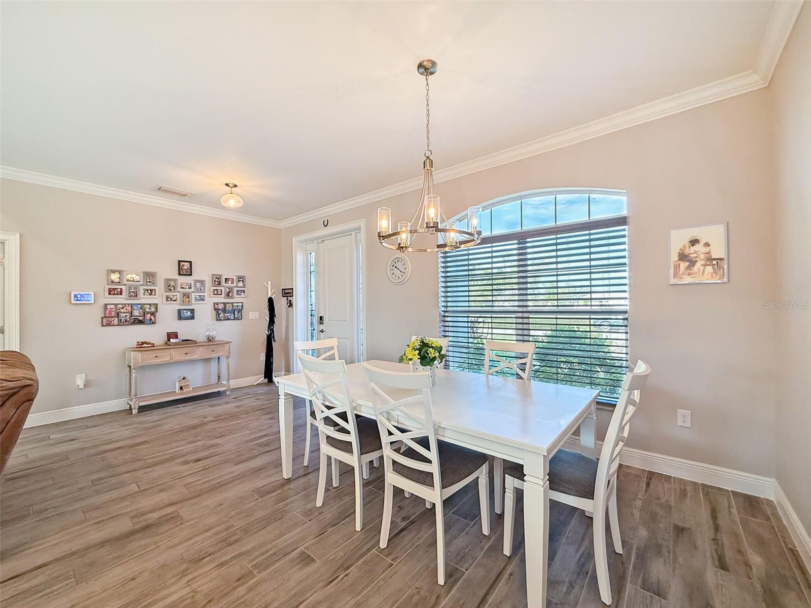 Image 9 of 32 For 25428 Islas Drive