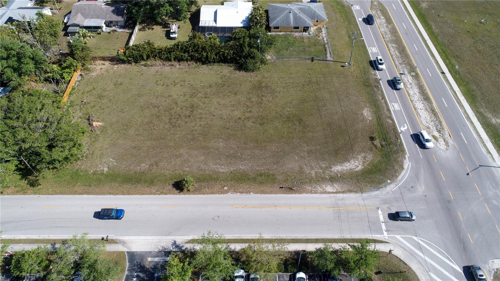 Image 3 of 16 For 758 4th Street