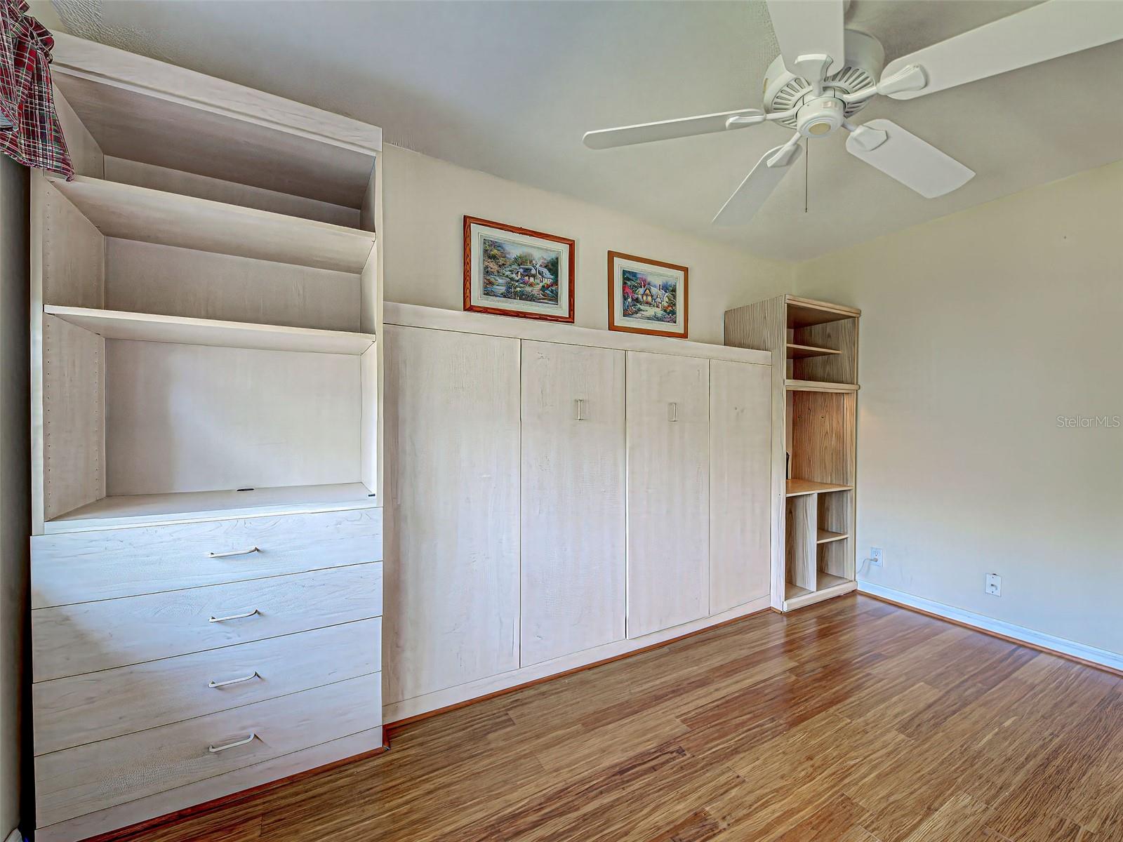 Image 21 of 35 For 19505 Quesada Avenue Ee202