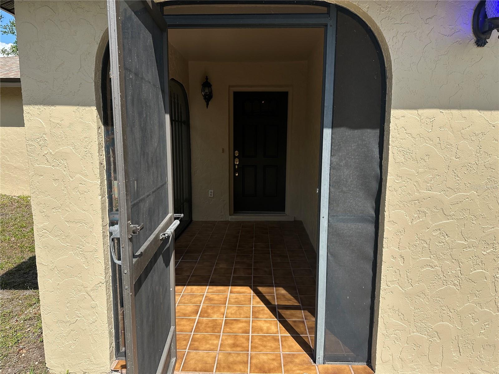 Image 3 of 33 For 1022 Waterside Street