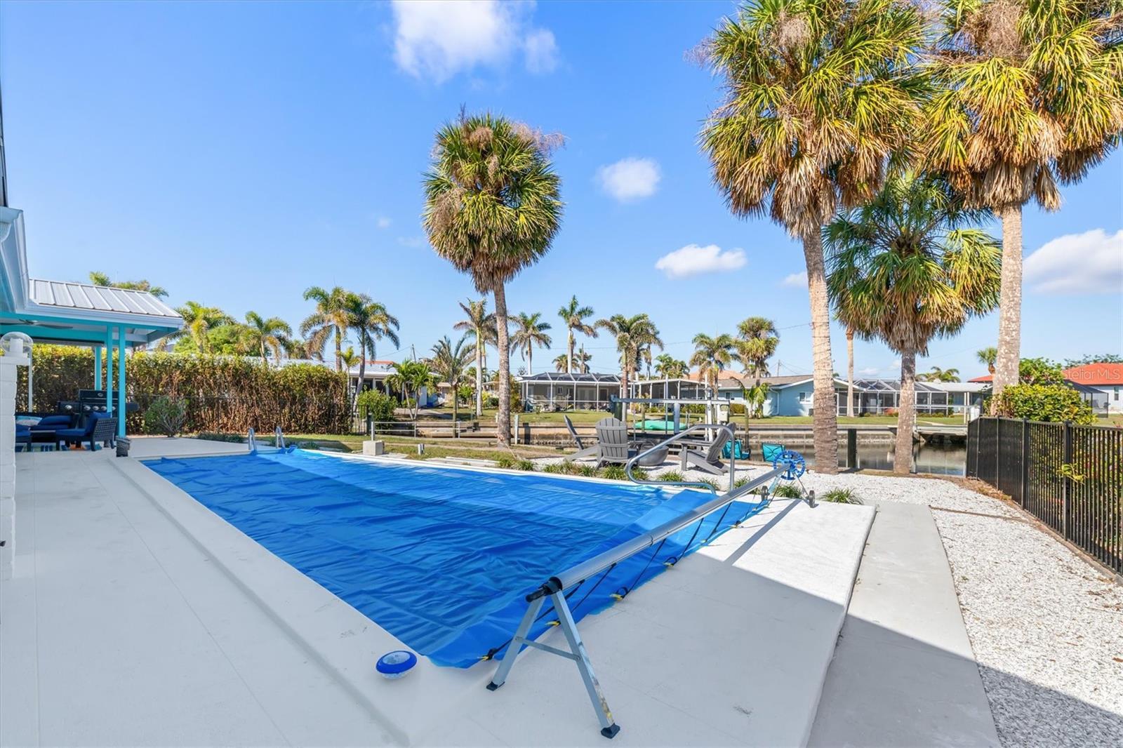 Image 30 of 59 For 1960 Marion Avenue