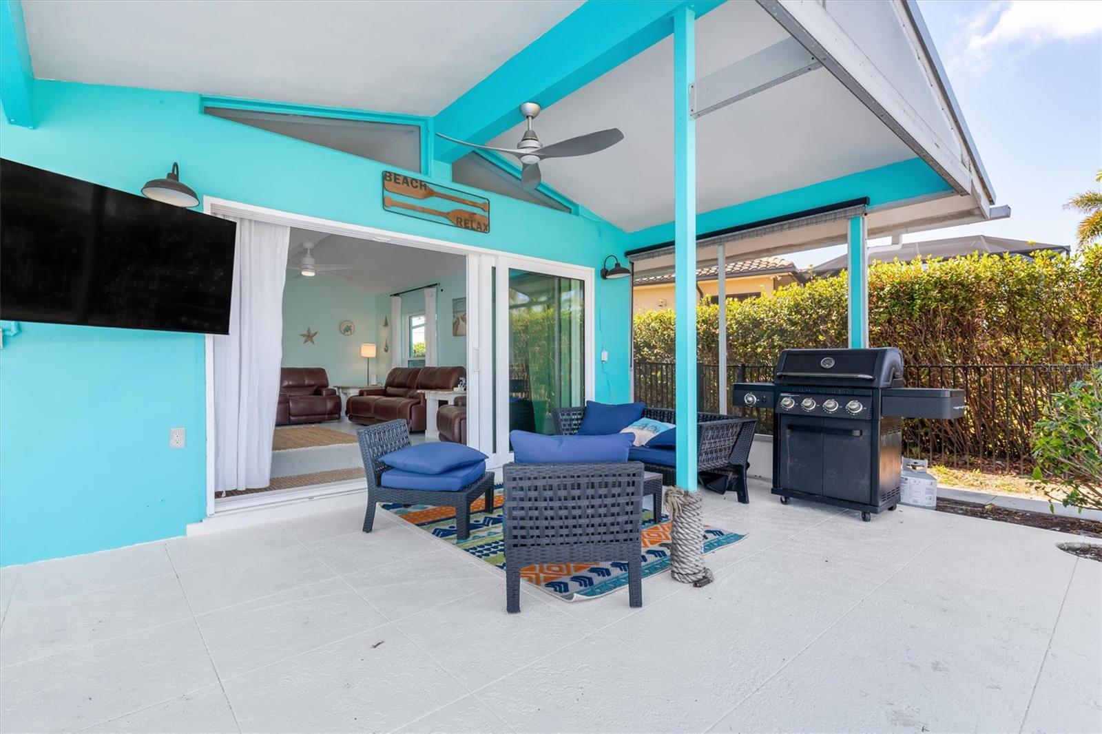 Image 37 of 59 For 1960 Marion Avenue