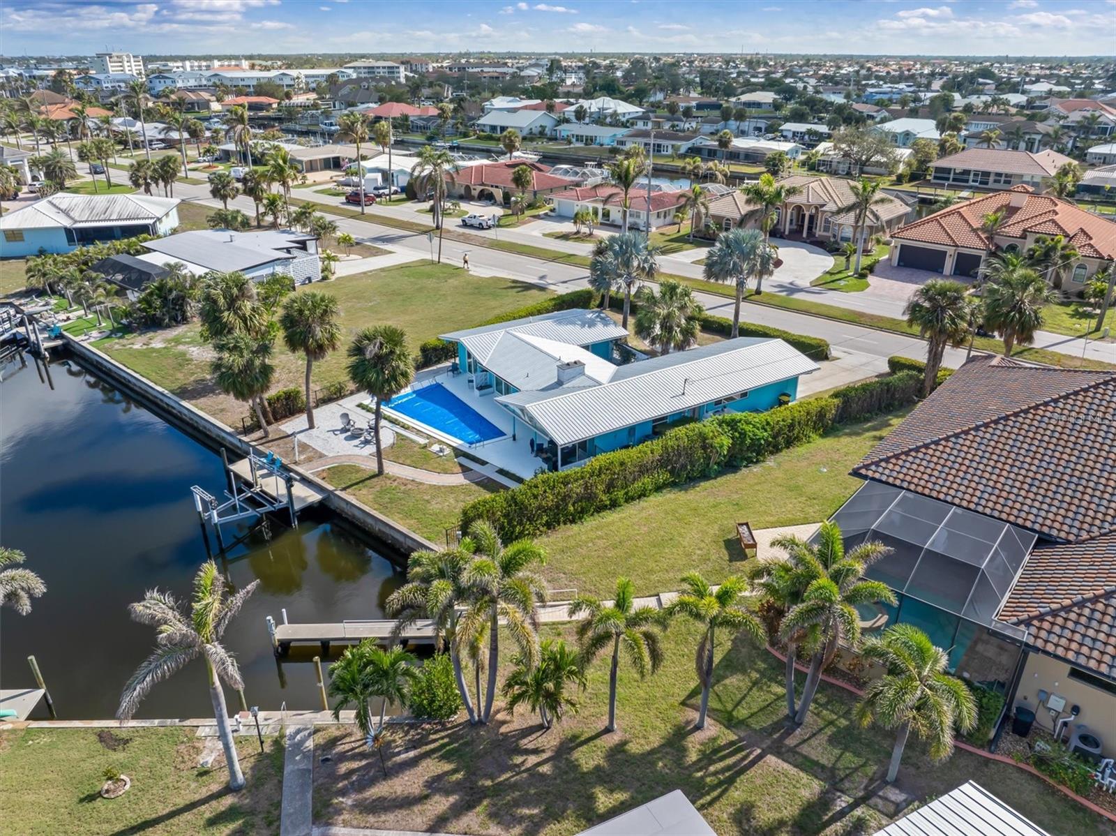 Image 45 of 59 For 1960 Marion Avenue